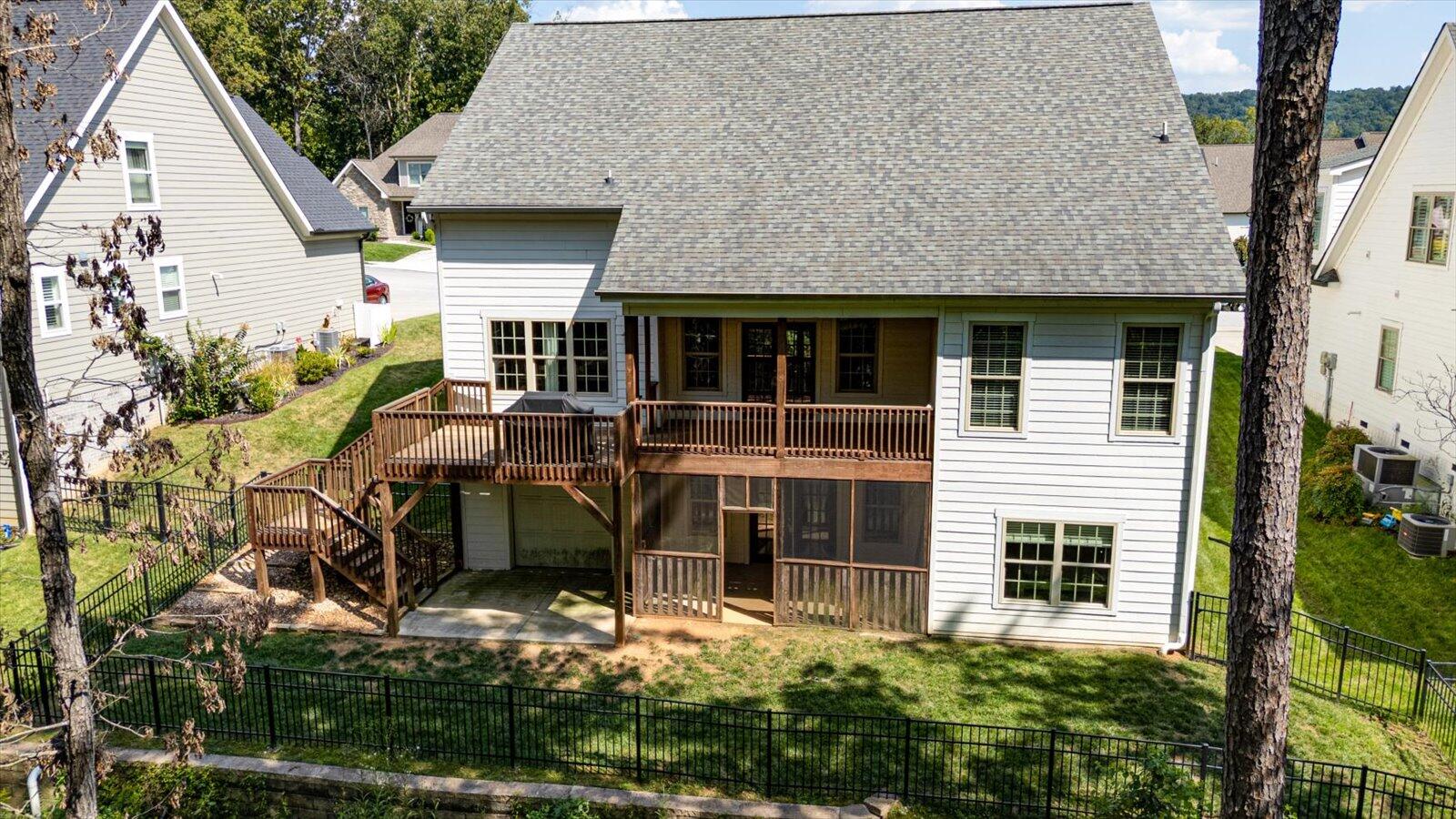 9124 White Ash Drive