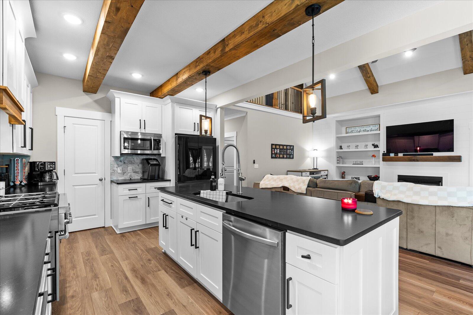 9124 White Ash Drive