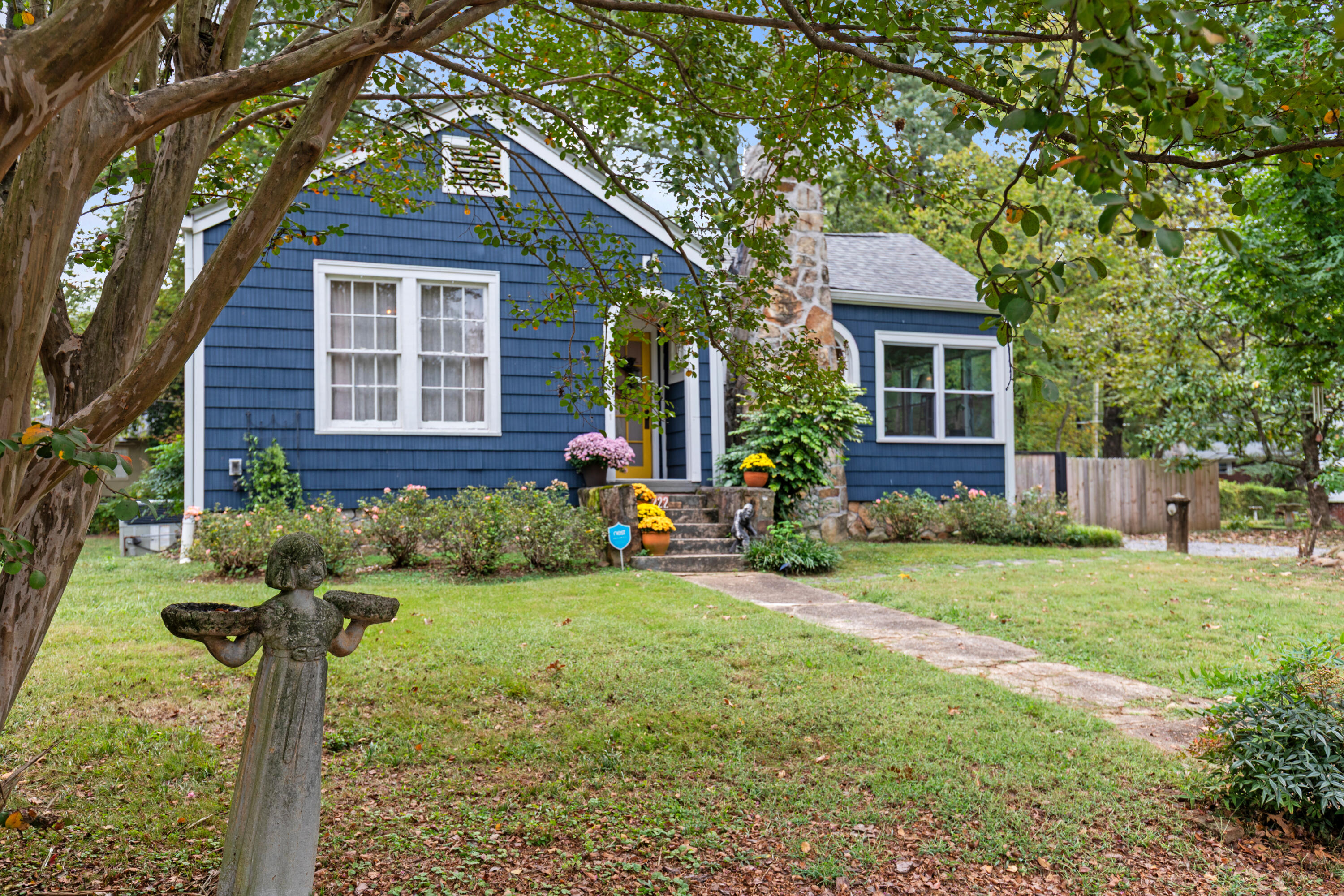 222 Eveningside Drive, 26 & Pt 27