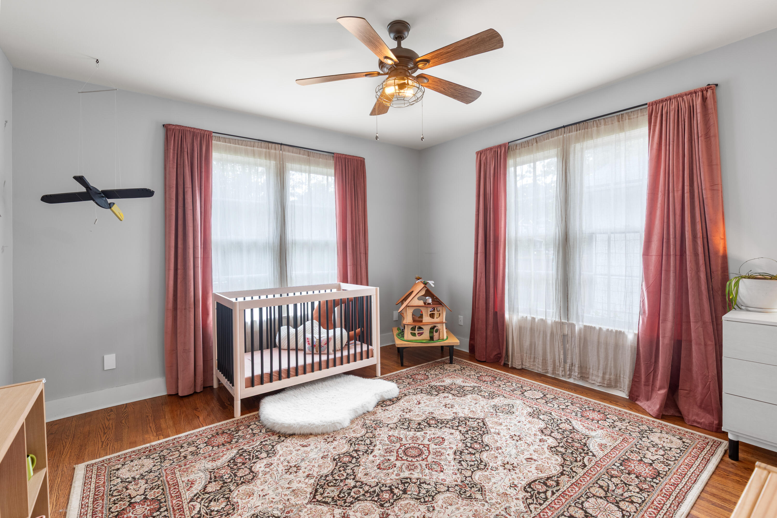 222 Eveningside Drive, 26 & Pt 27