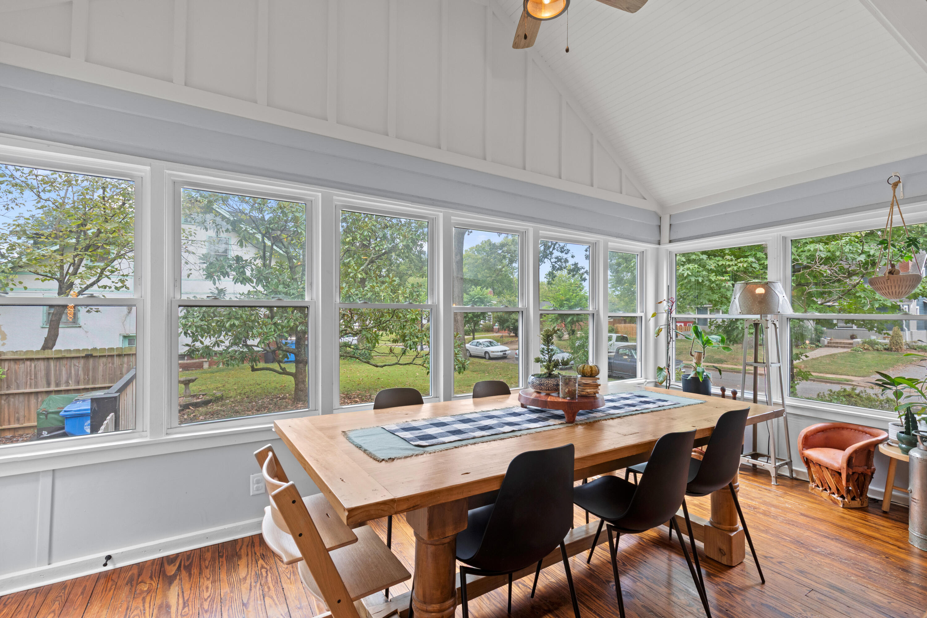 222 Eveningside Drive, 26 & Pt 27