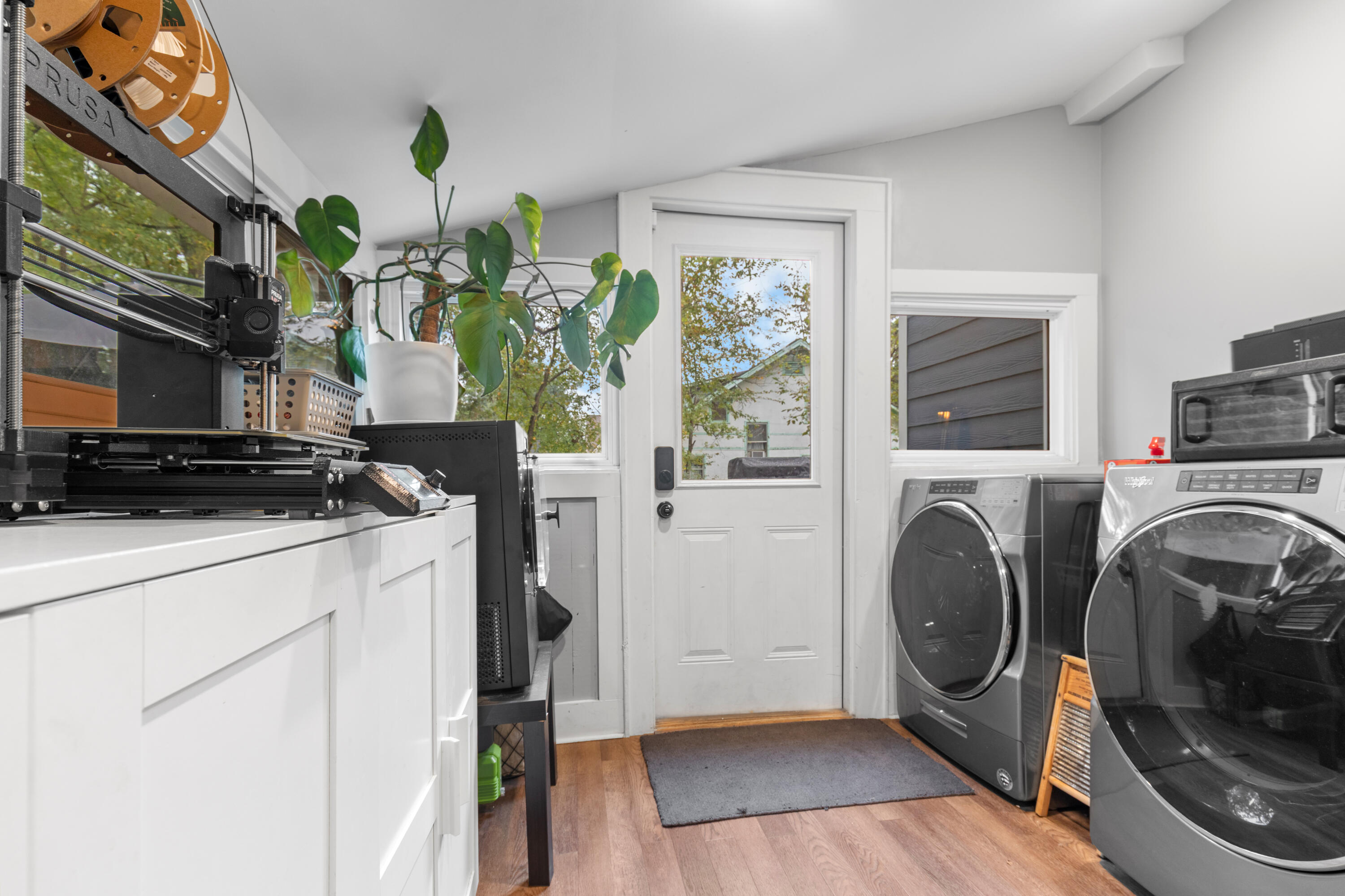 222 Eveningside Drive, 26 & Pt 27