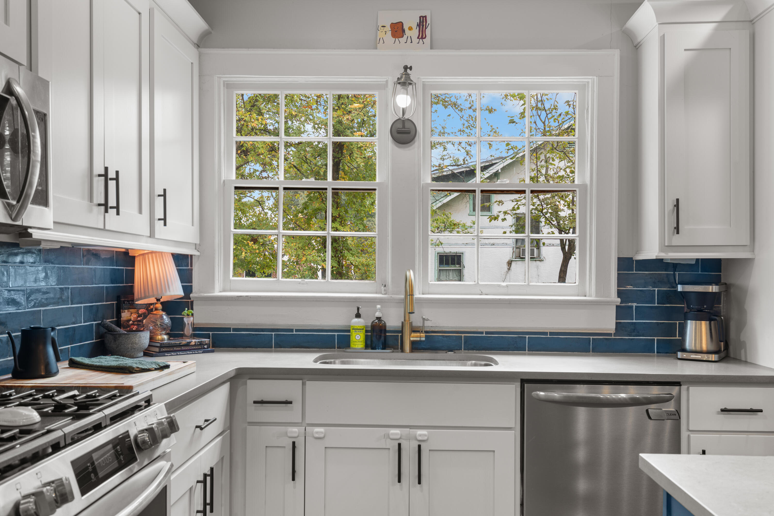 222 Eveningside Drive, 26 & Pt 27