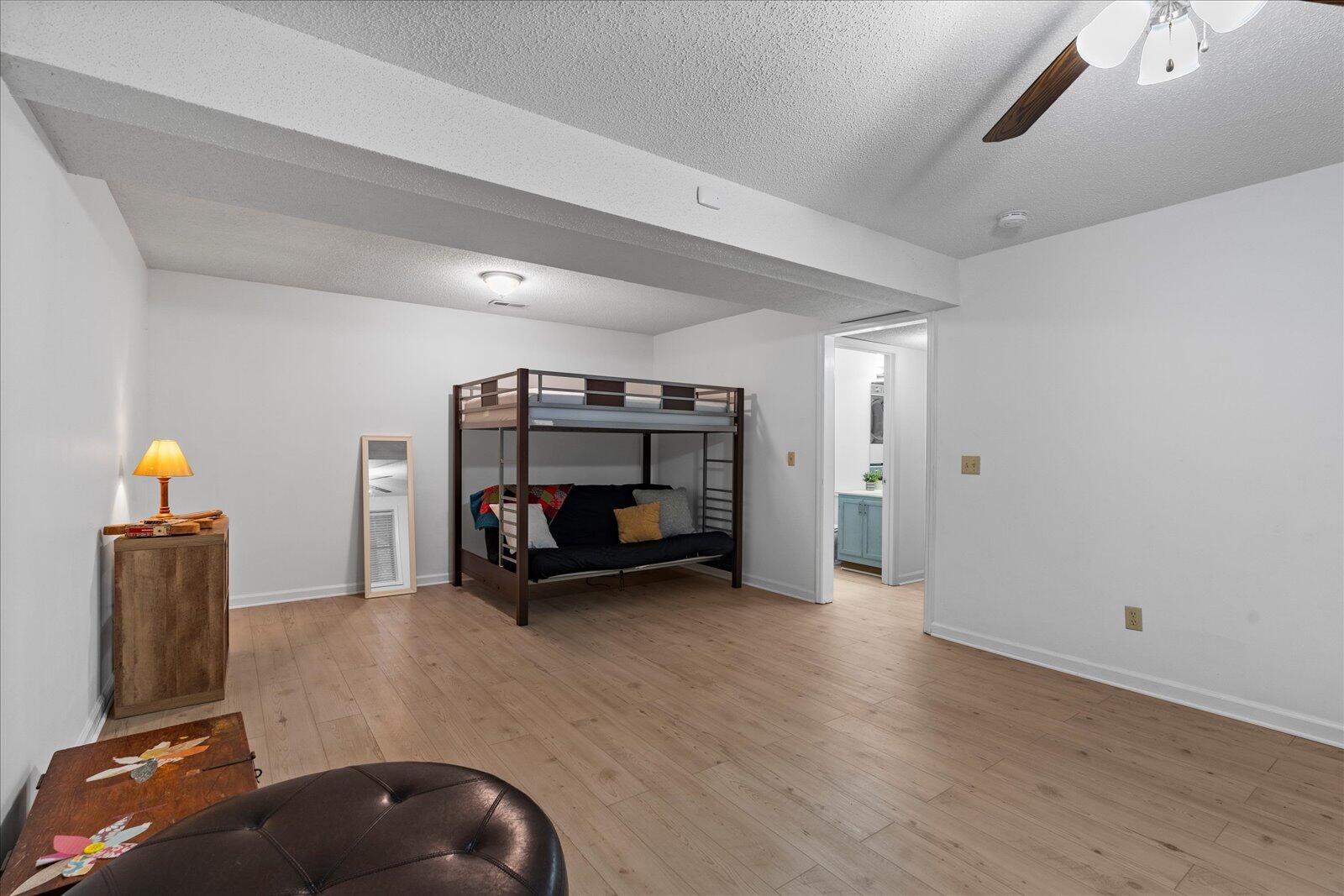 4925 Hunter Village Drive