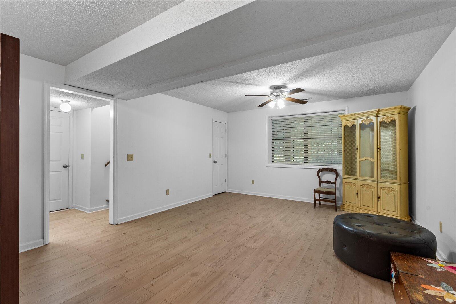 4925 Hunter Village Drive