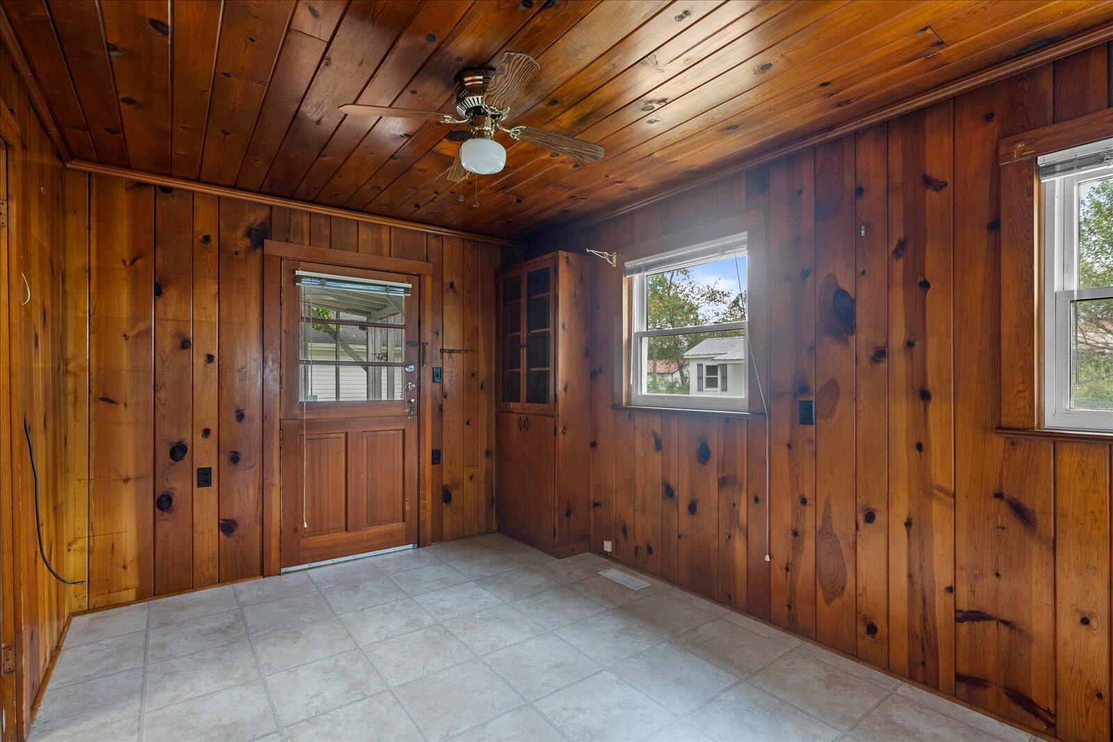 144 7th Avenue