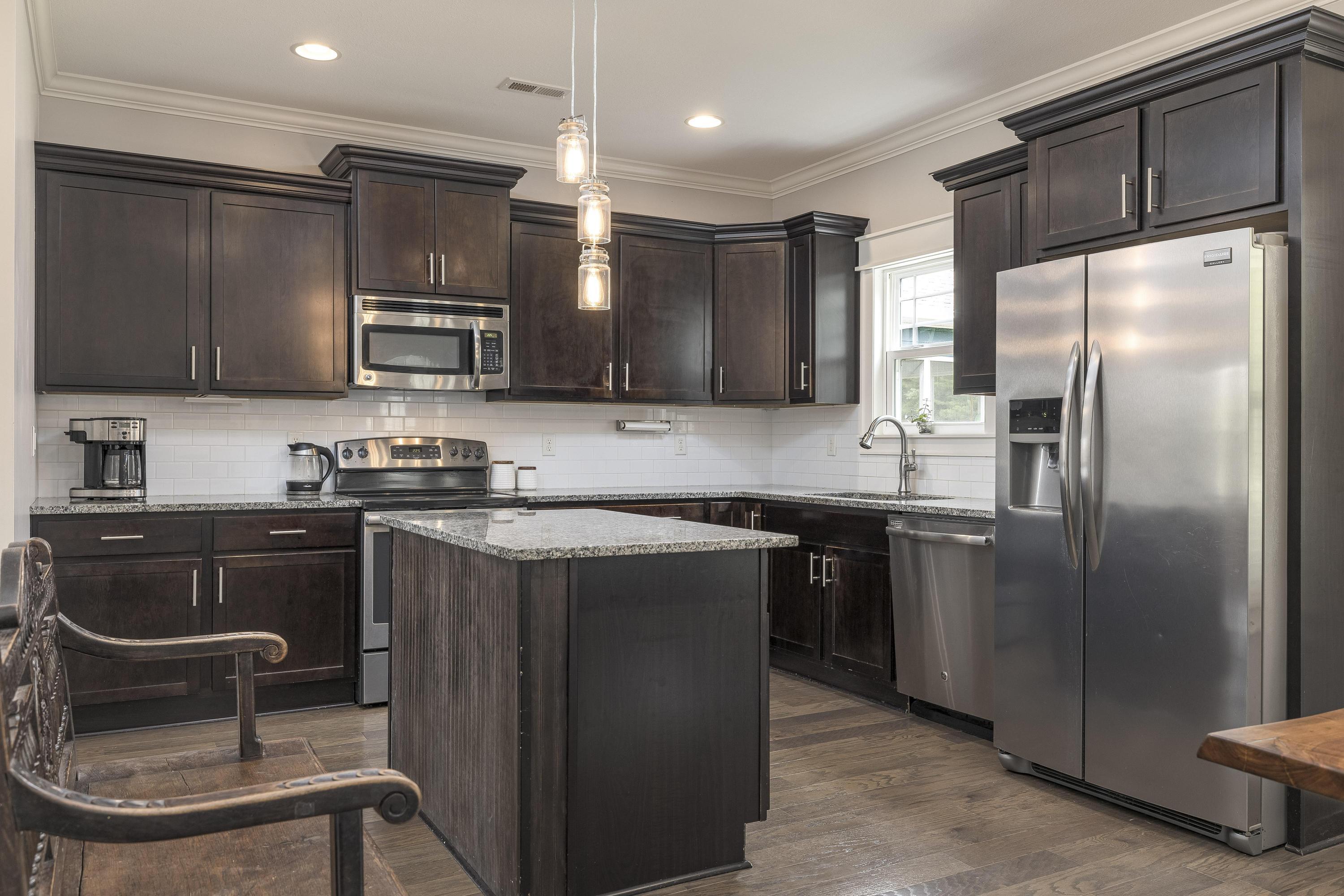 5401 Bungalow Circle