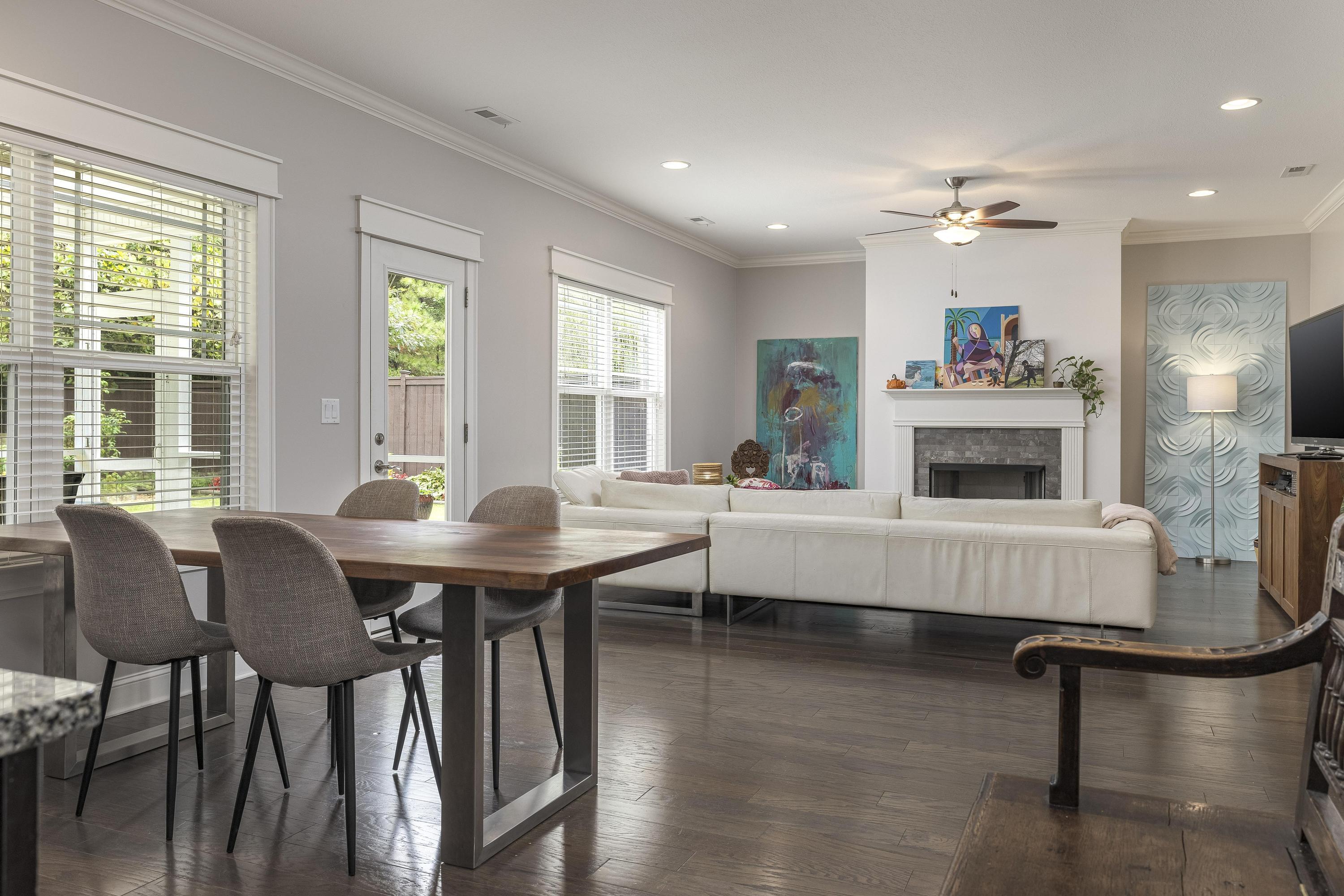 5401 Bungalow Circle