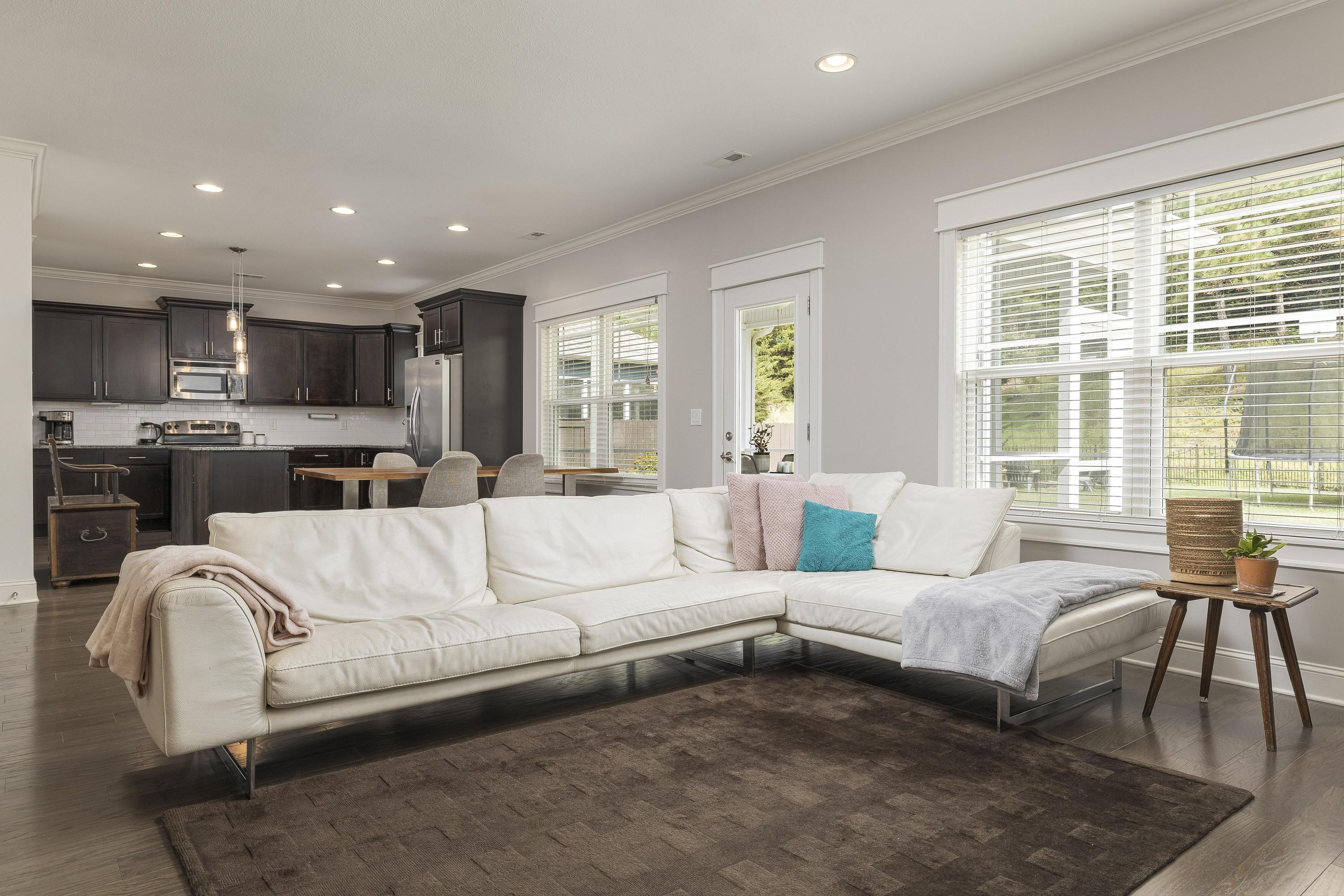 5401 Bungalow Circle