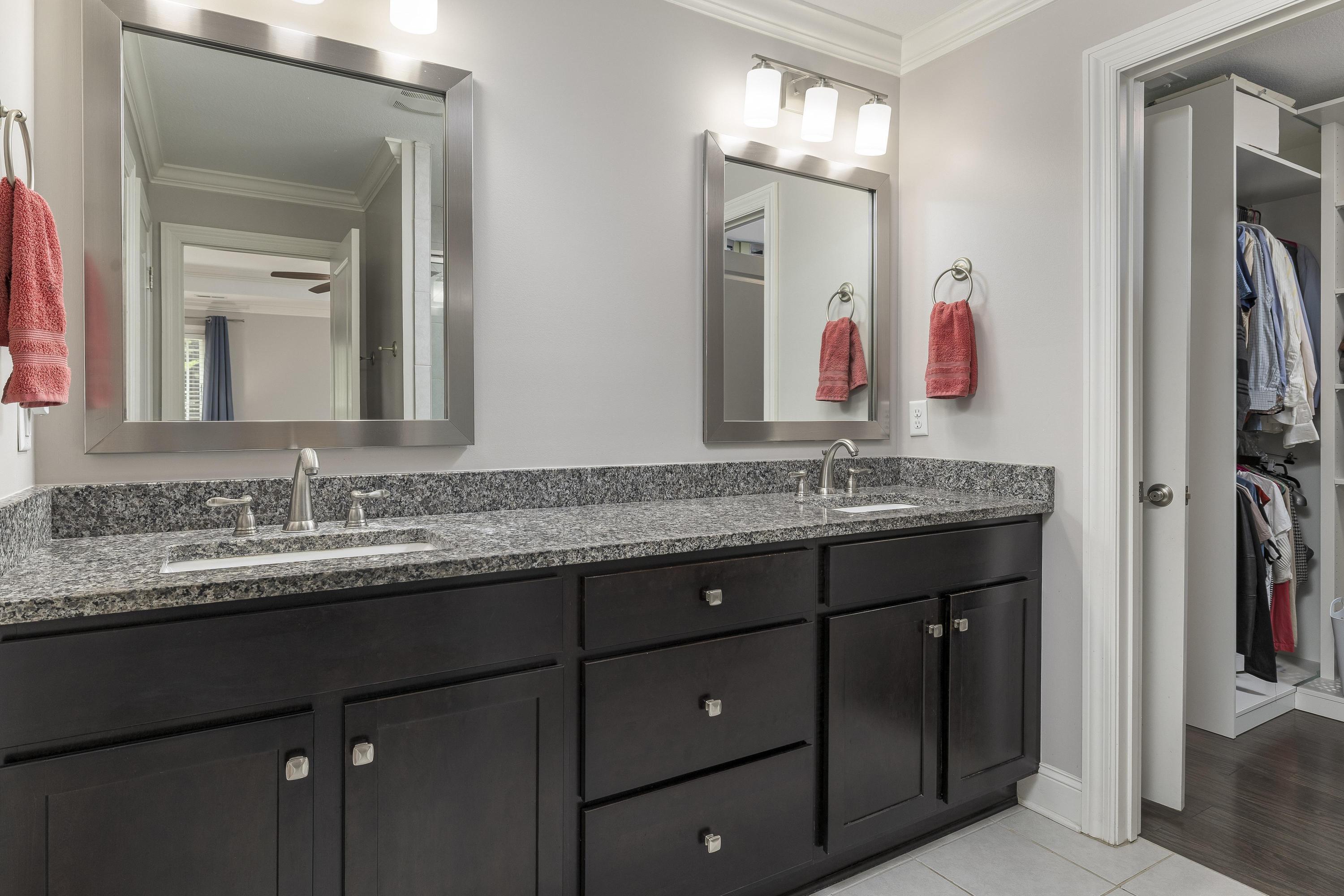 5401 Bungalow Circle