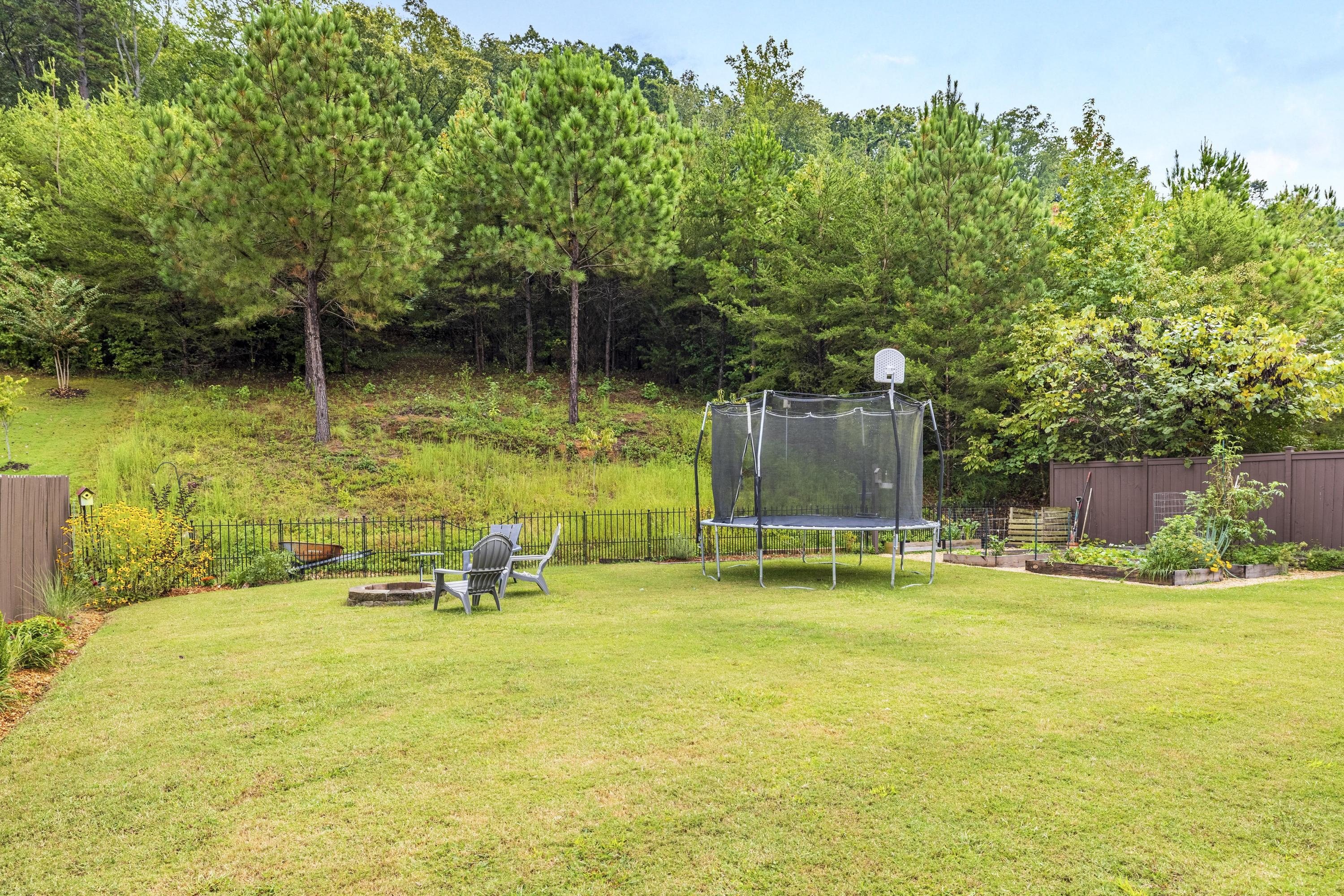 5401 Bungalow Circle