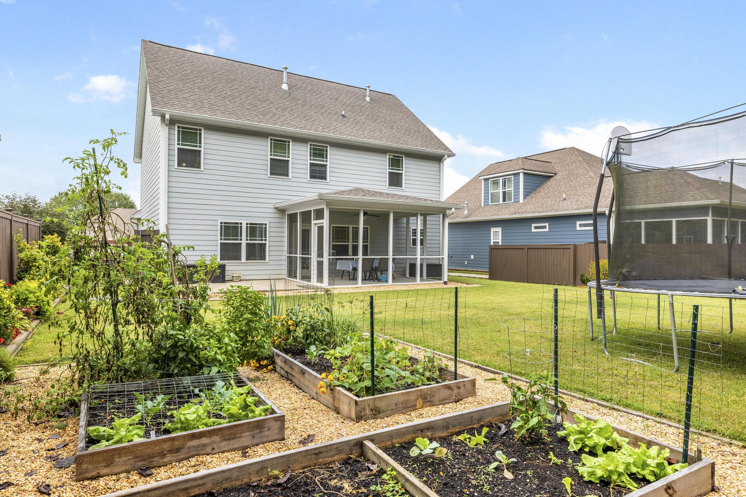 5401 Bungalow Circle