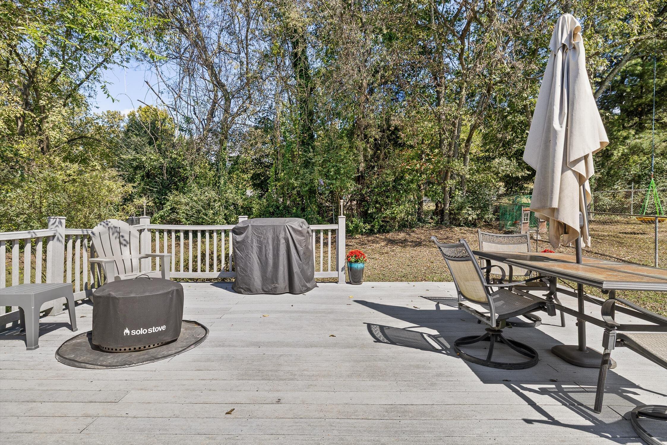 4504 Kings Lake Court