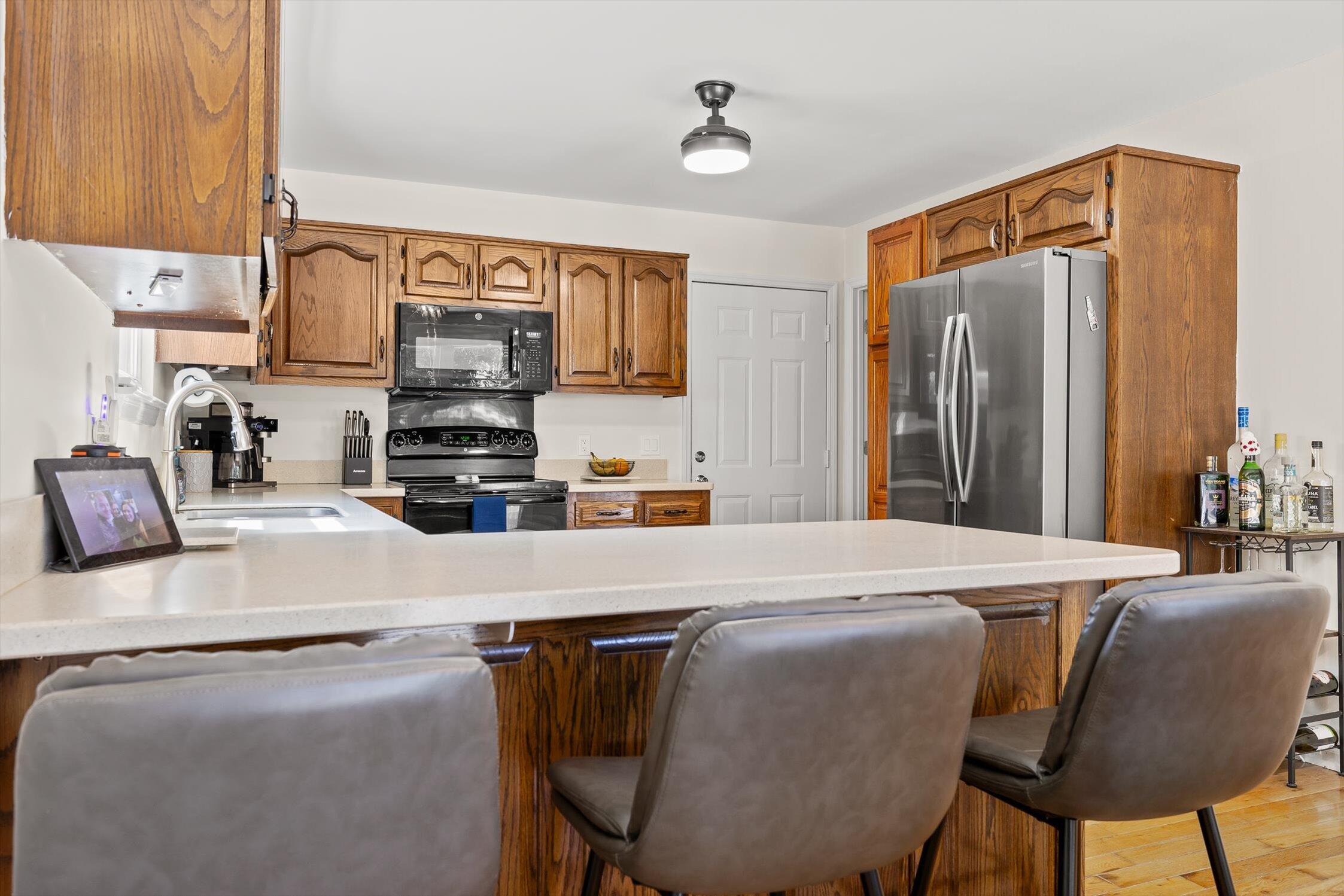 4504 Kings Lake Court