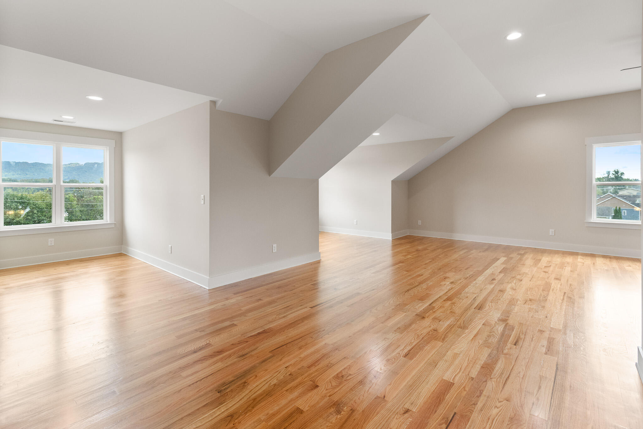 8211 Snow Hill Road