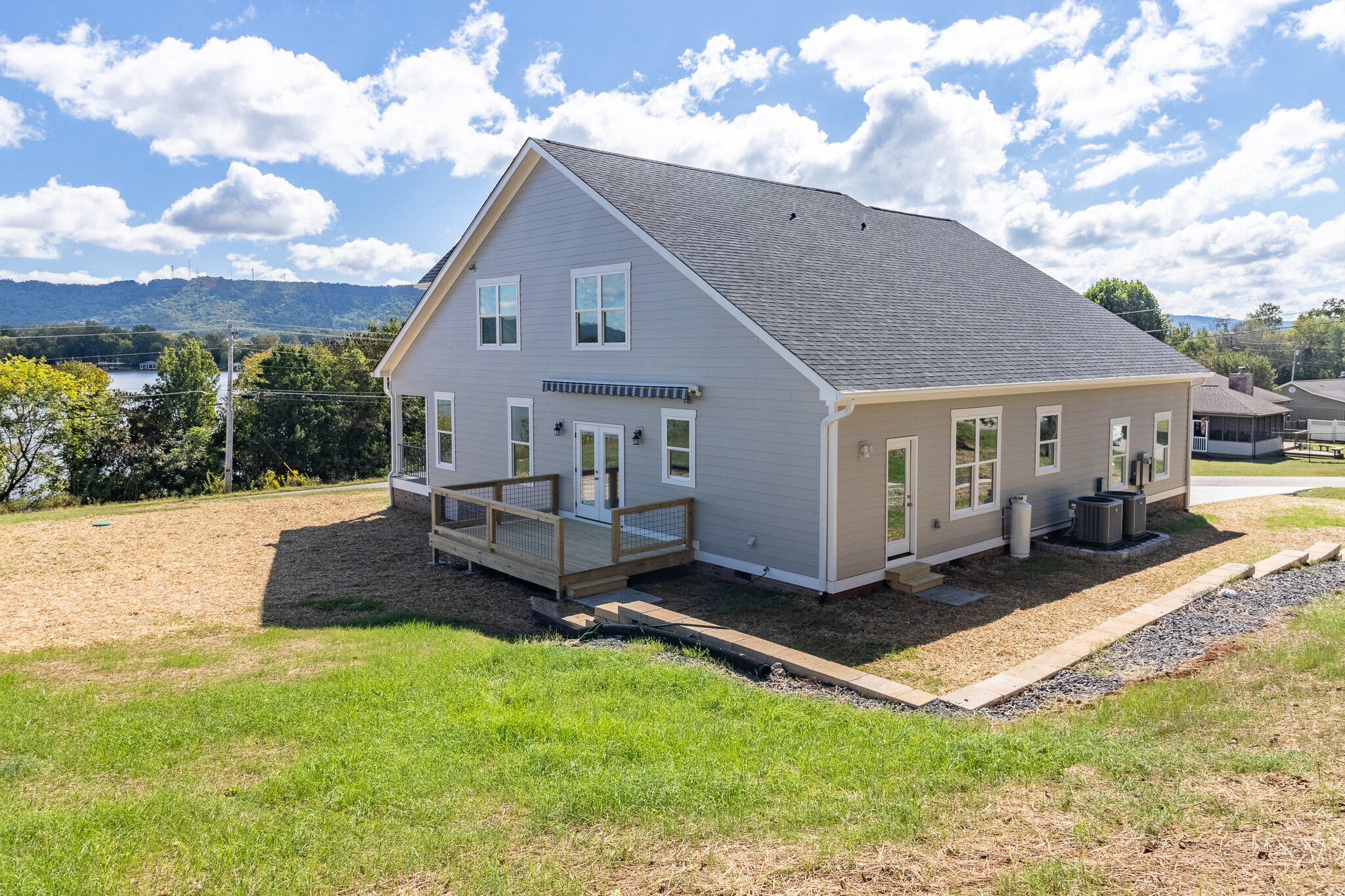 8211 Snow Hill Road