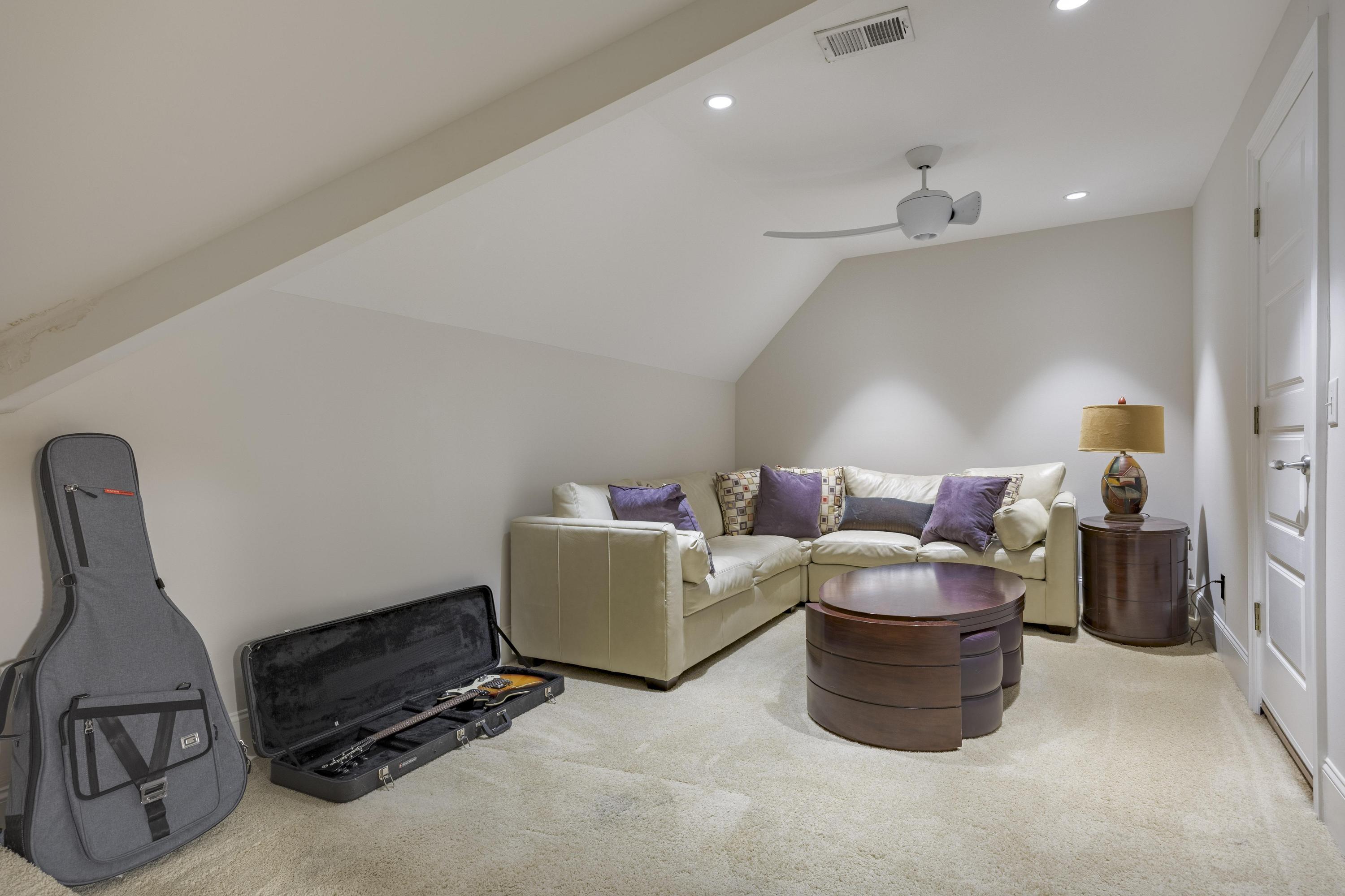 1408 Needle Rush Lane