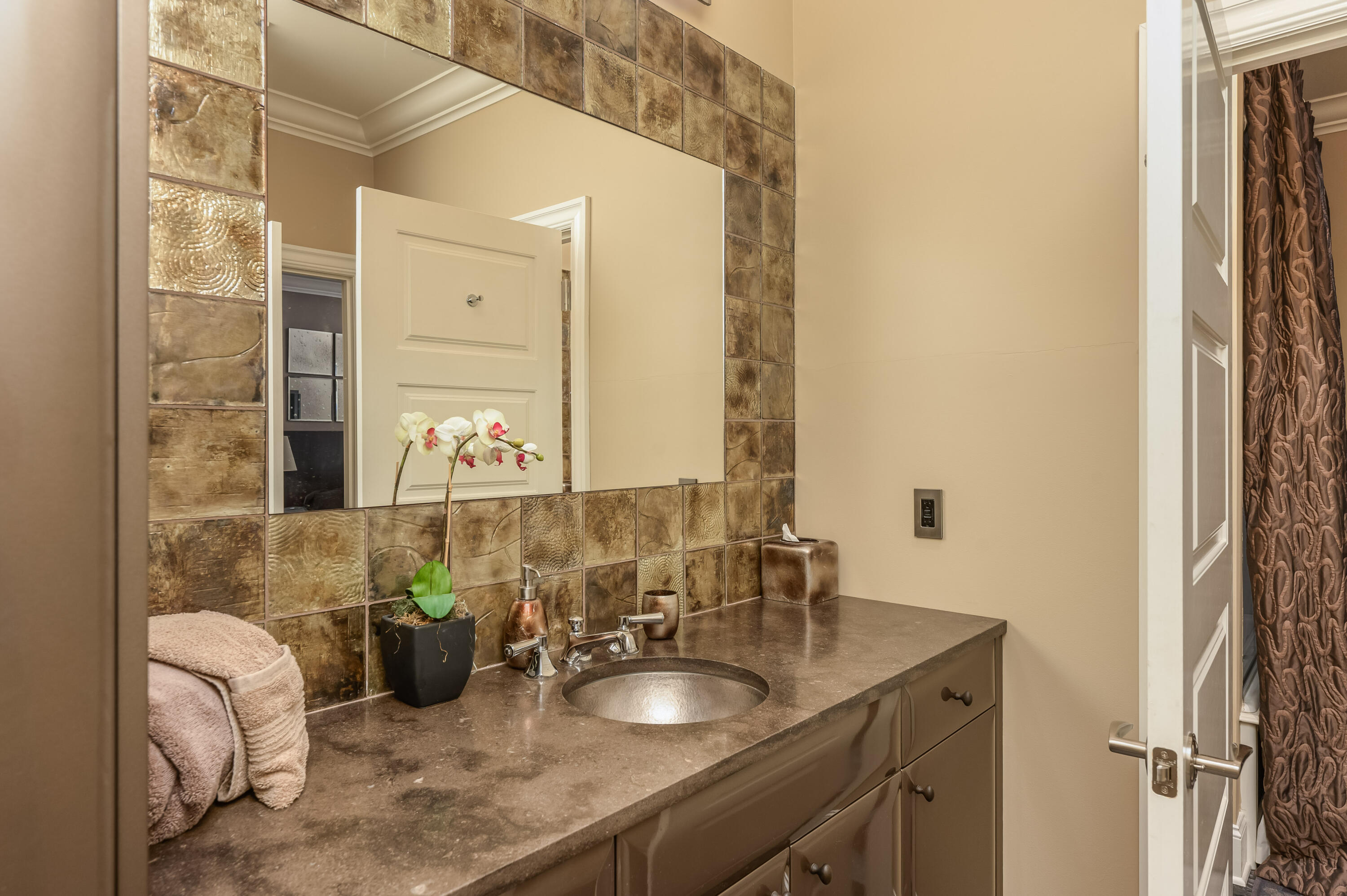 1408 Needle Rush Lane