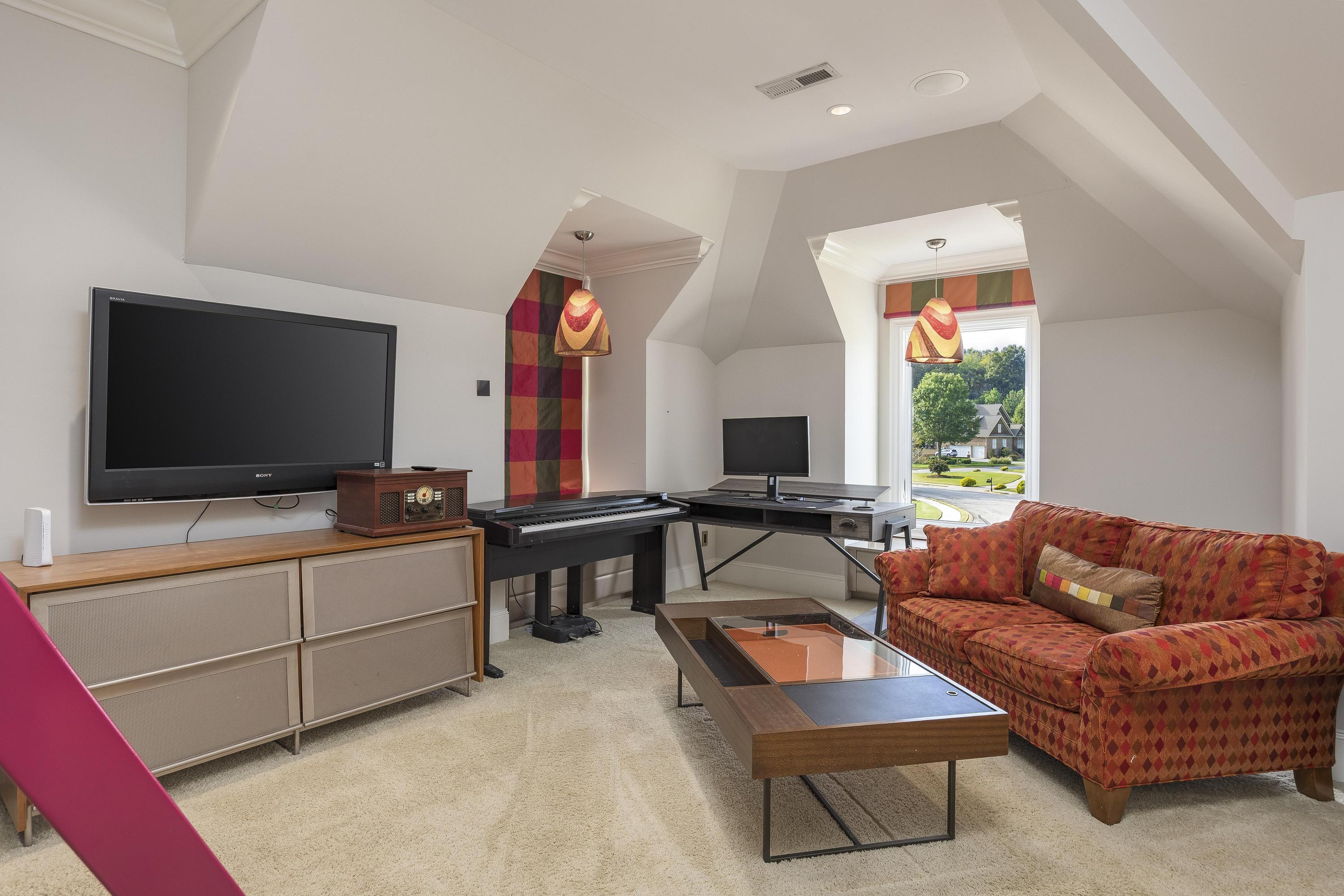 1408 Needle Rush Lane