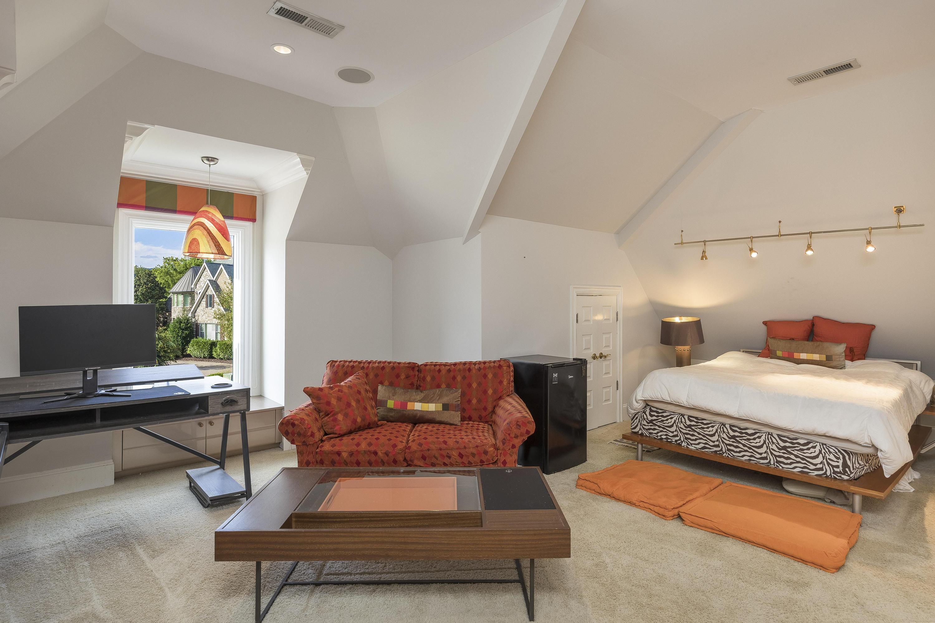 1408 Needle Rush Lane