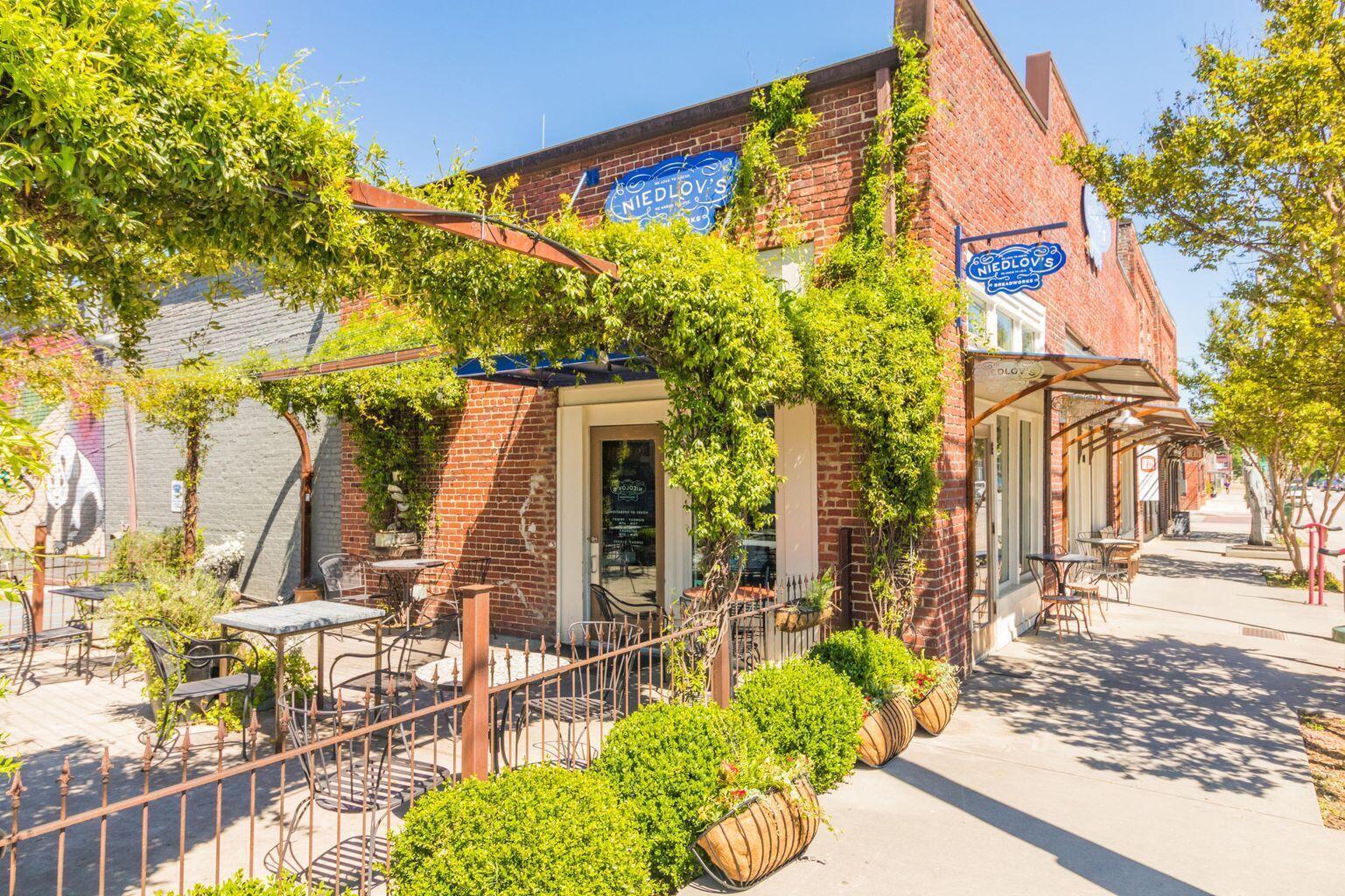 1408 Williams Street