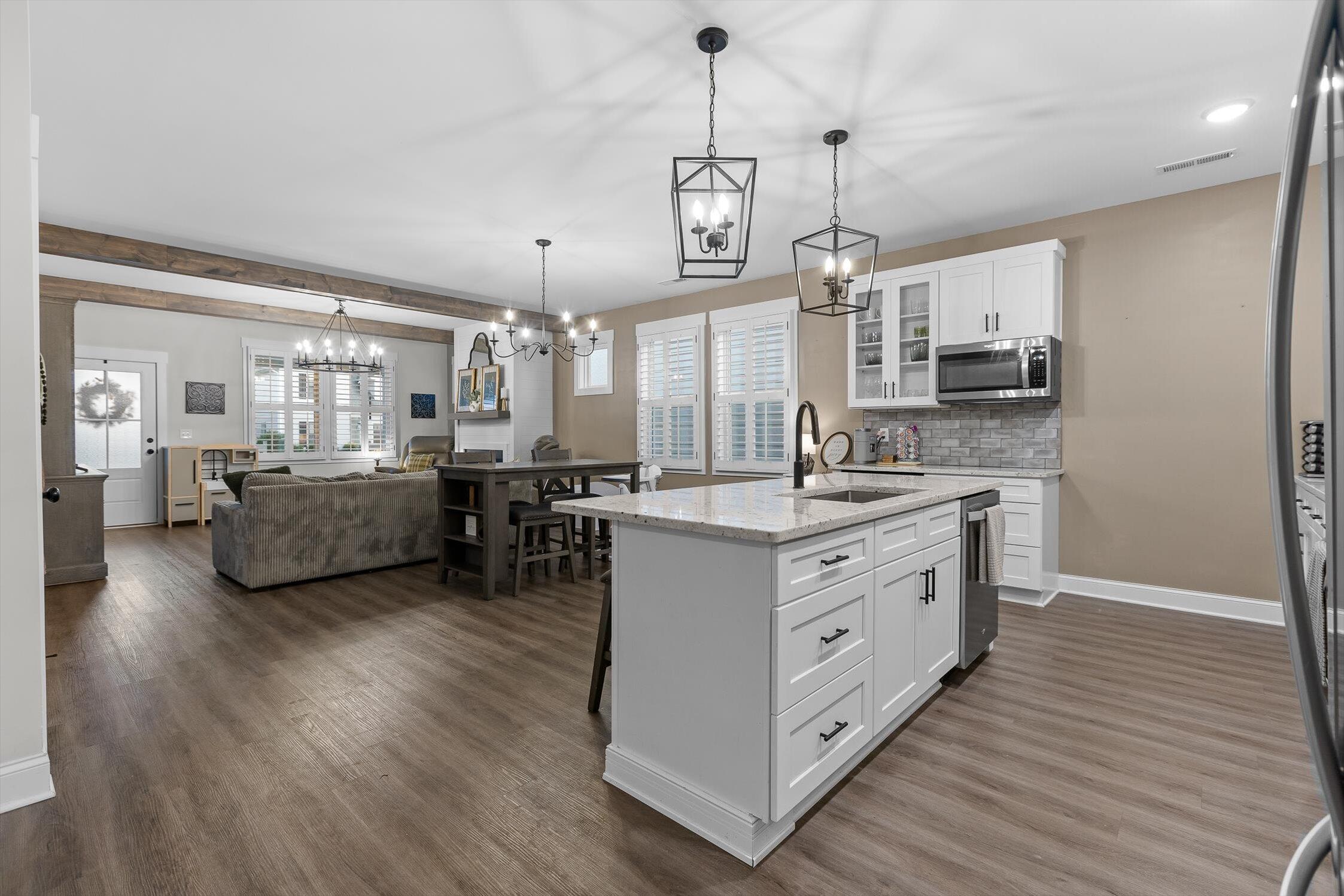8642 Kensley Lane