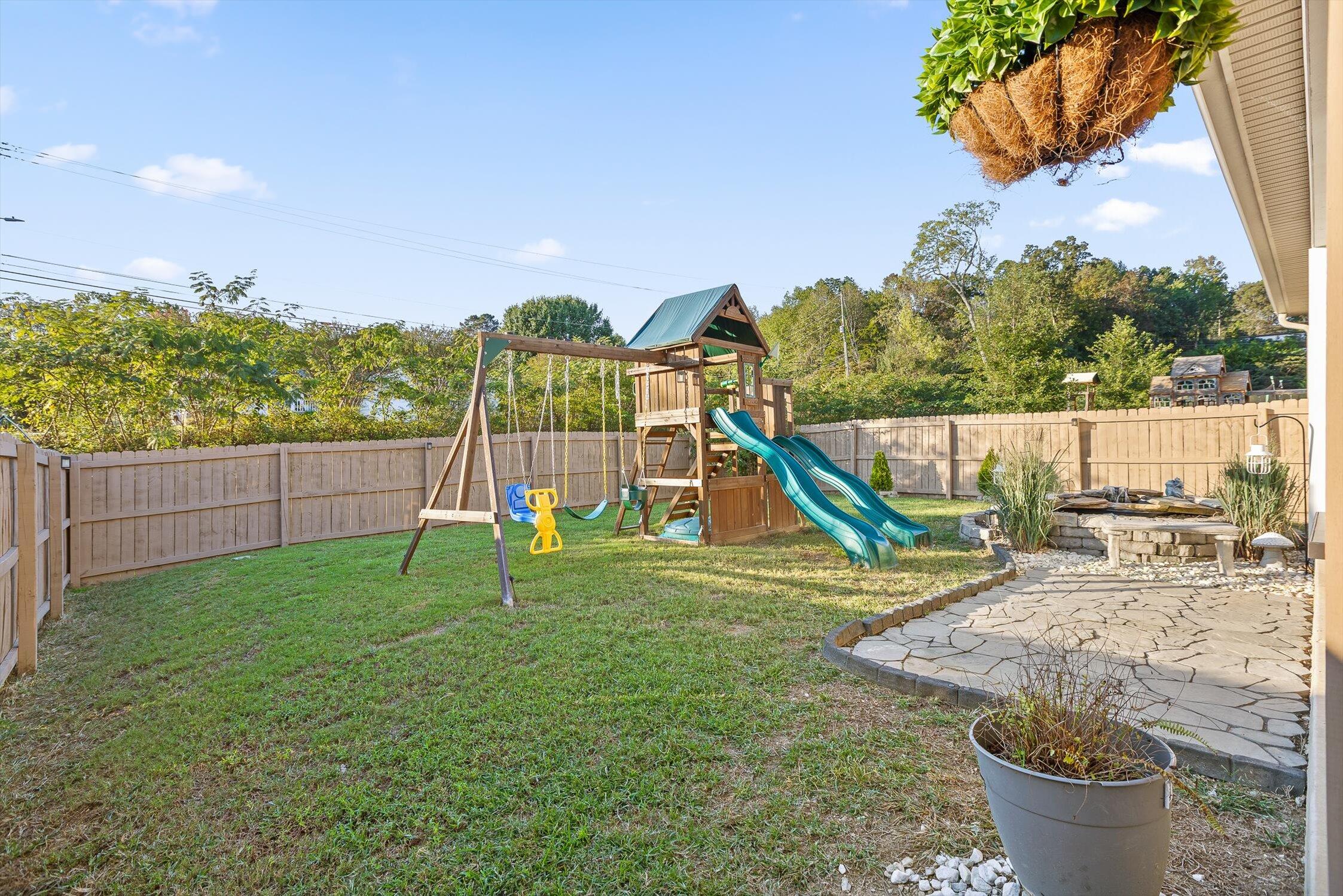 8642 Kensley Lane