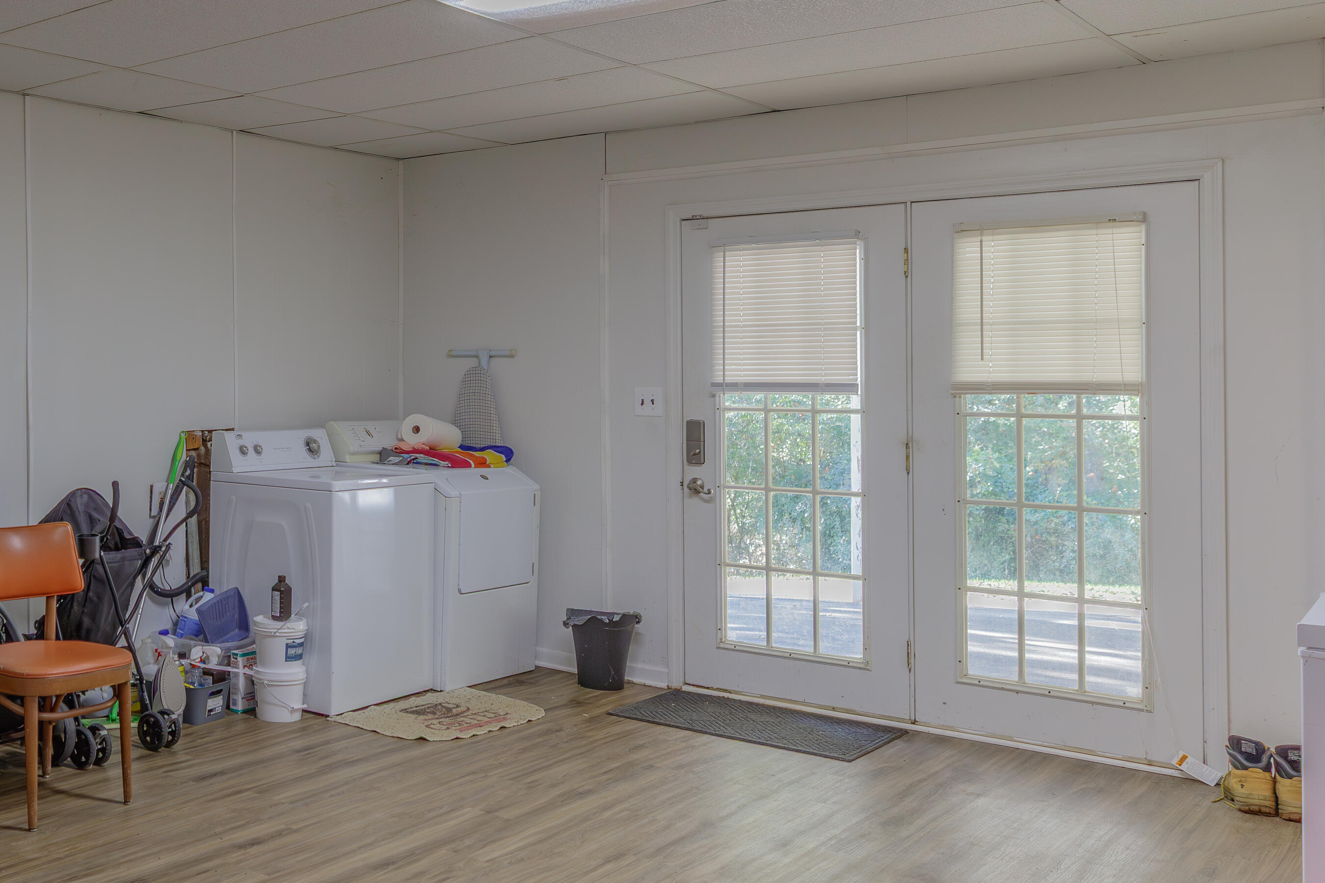 9851 Millsaps Street