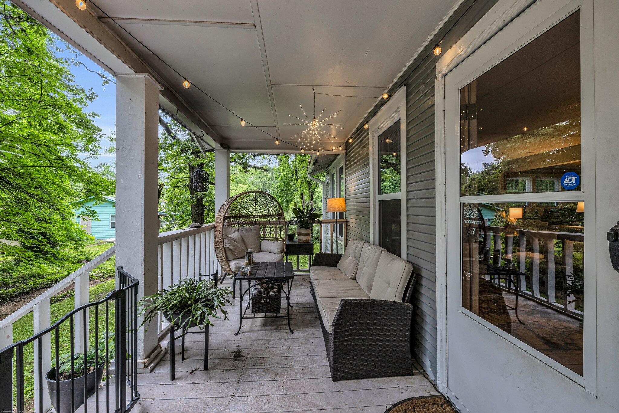 2106 Tunnel Boulevard