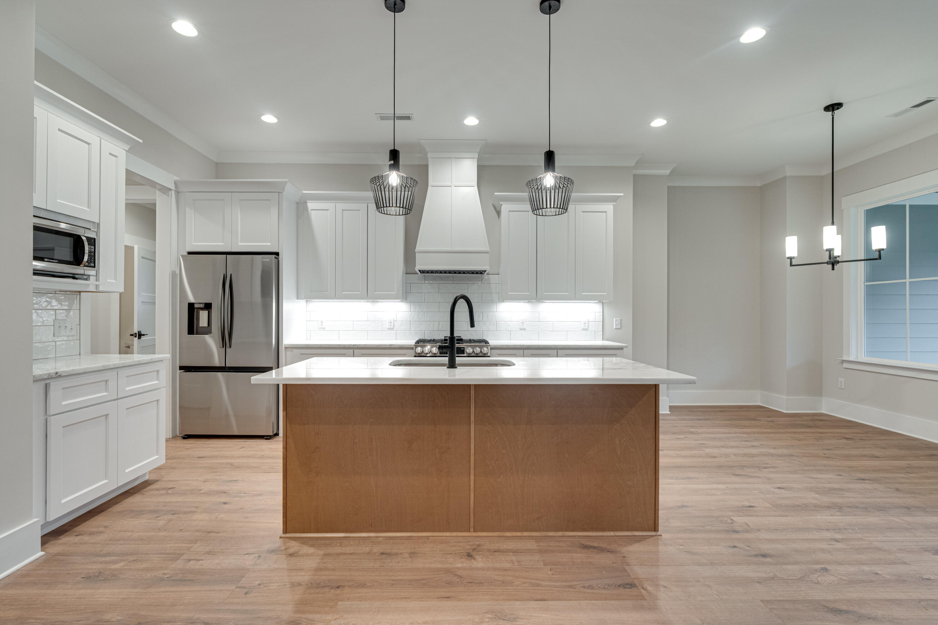 7433 Paxton Circle