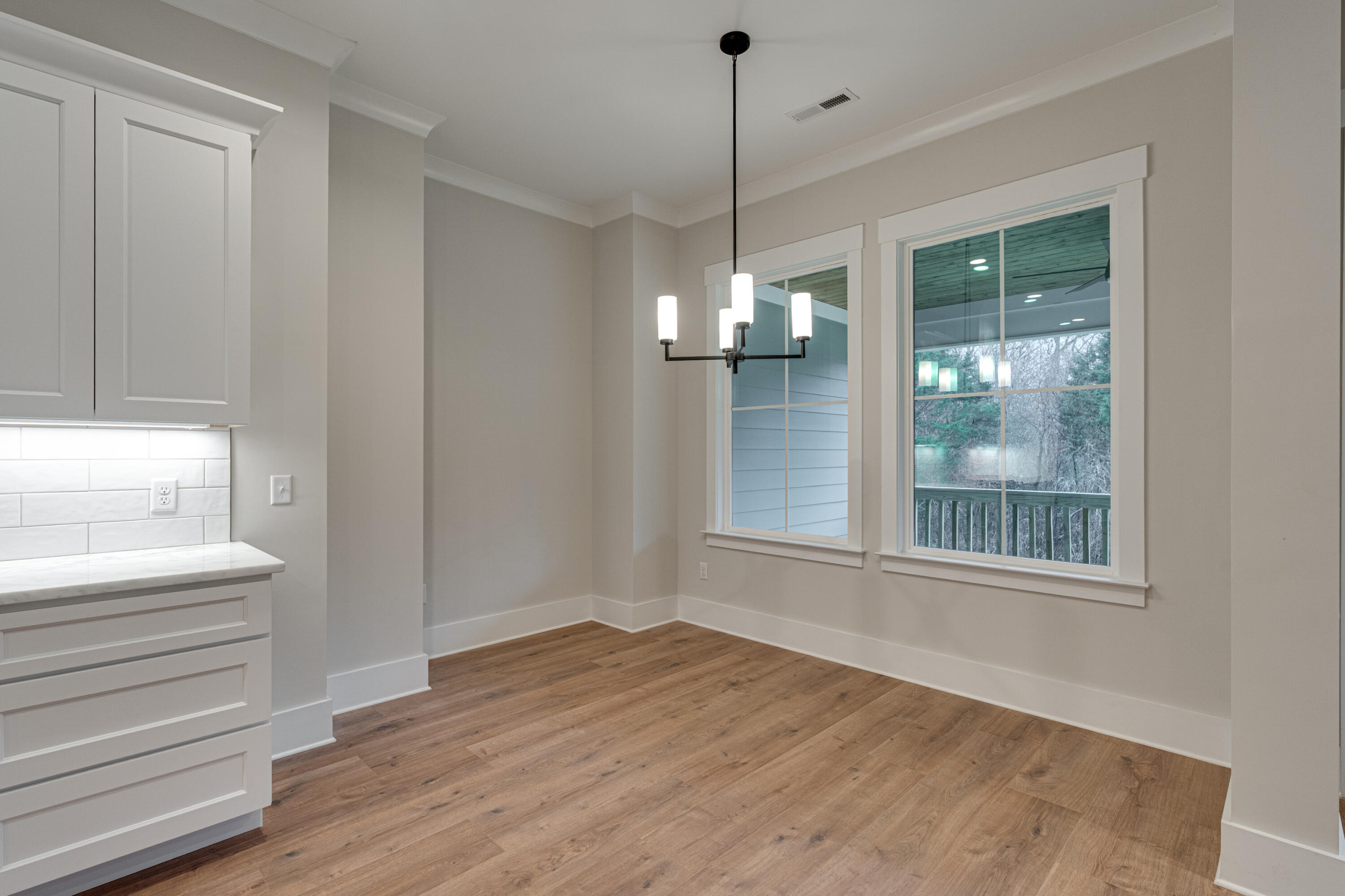7433 Paxton Circle