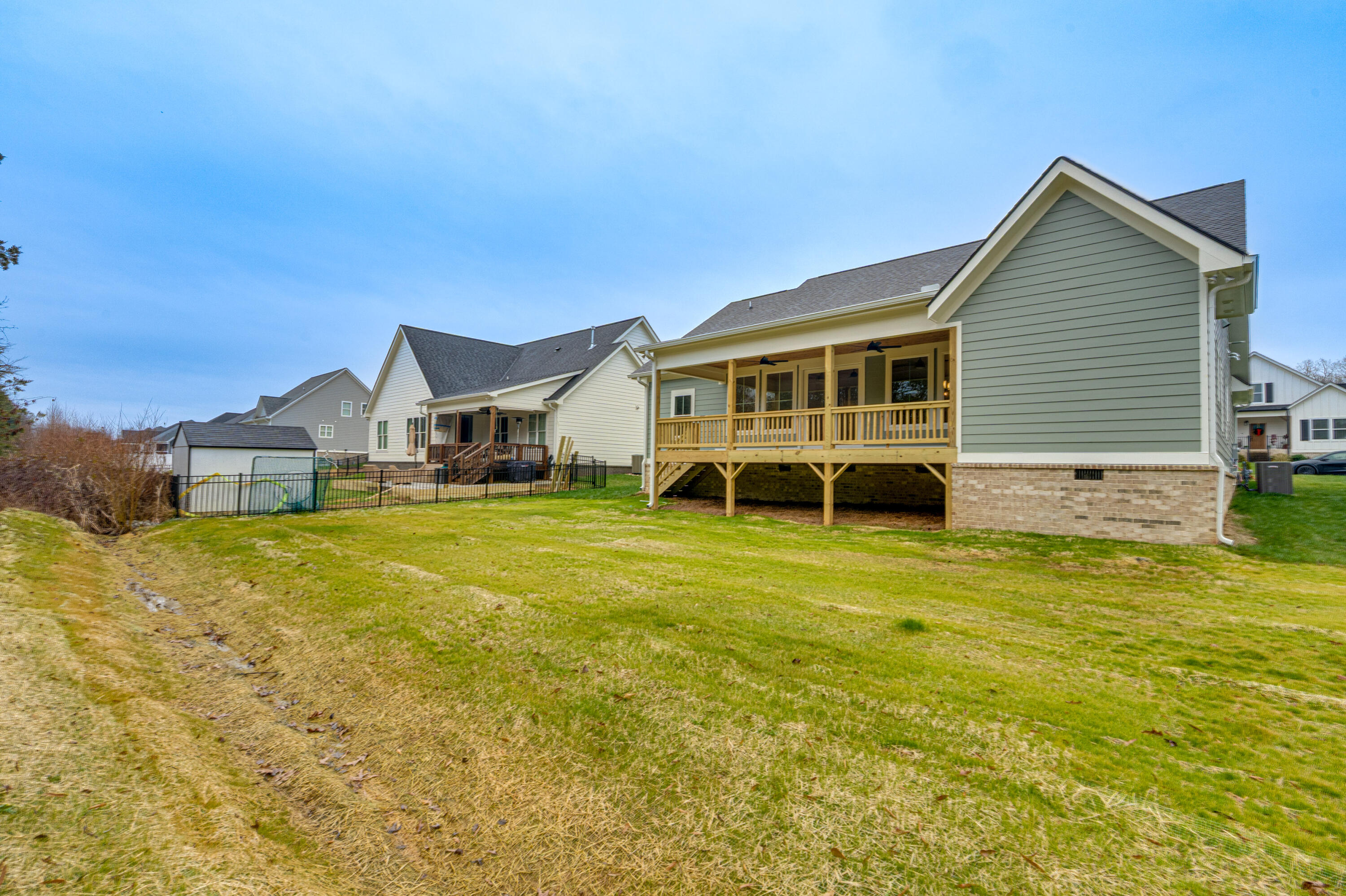 7433 Paxton Circle