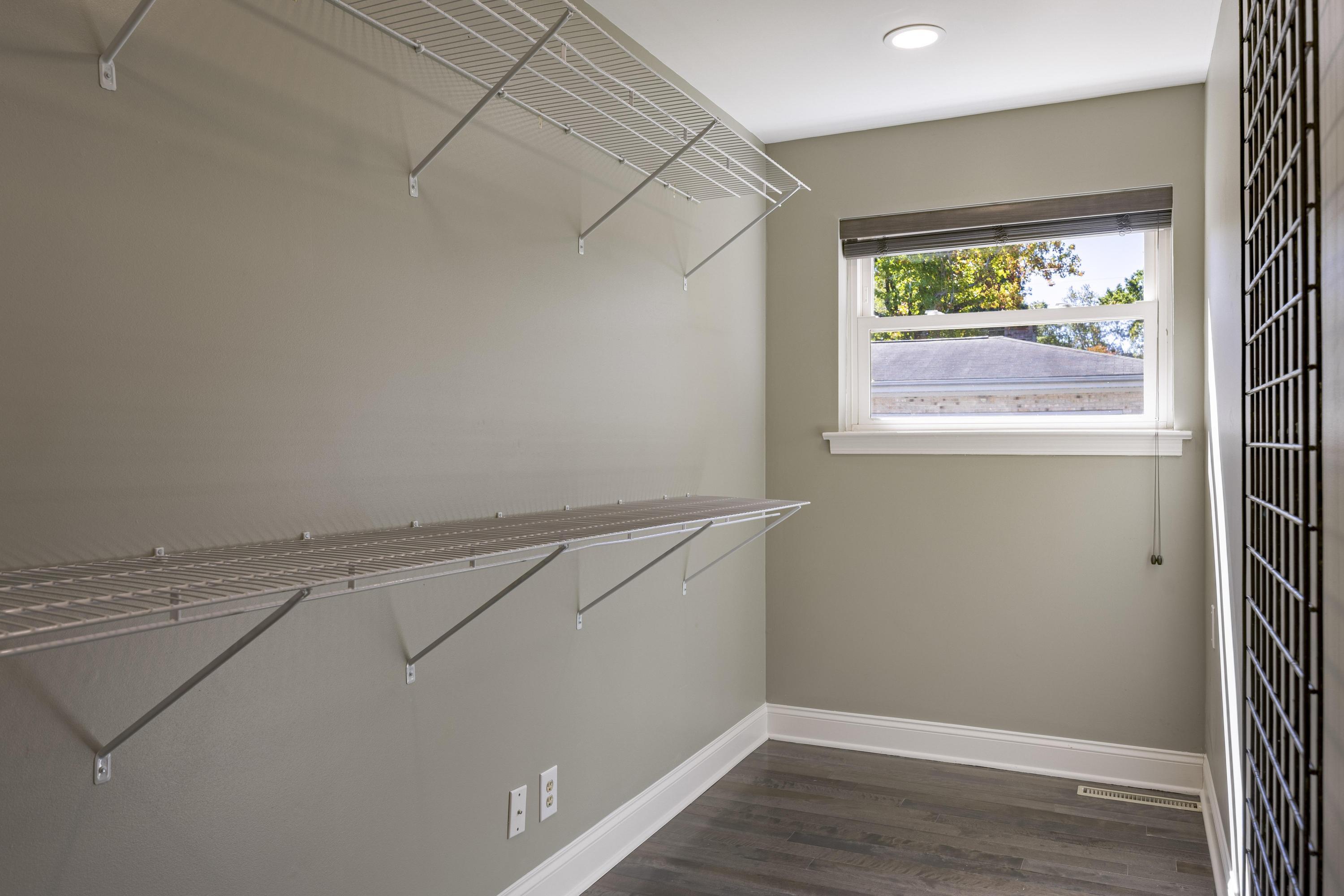 5821 Quail Hollow Circle