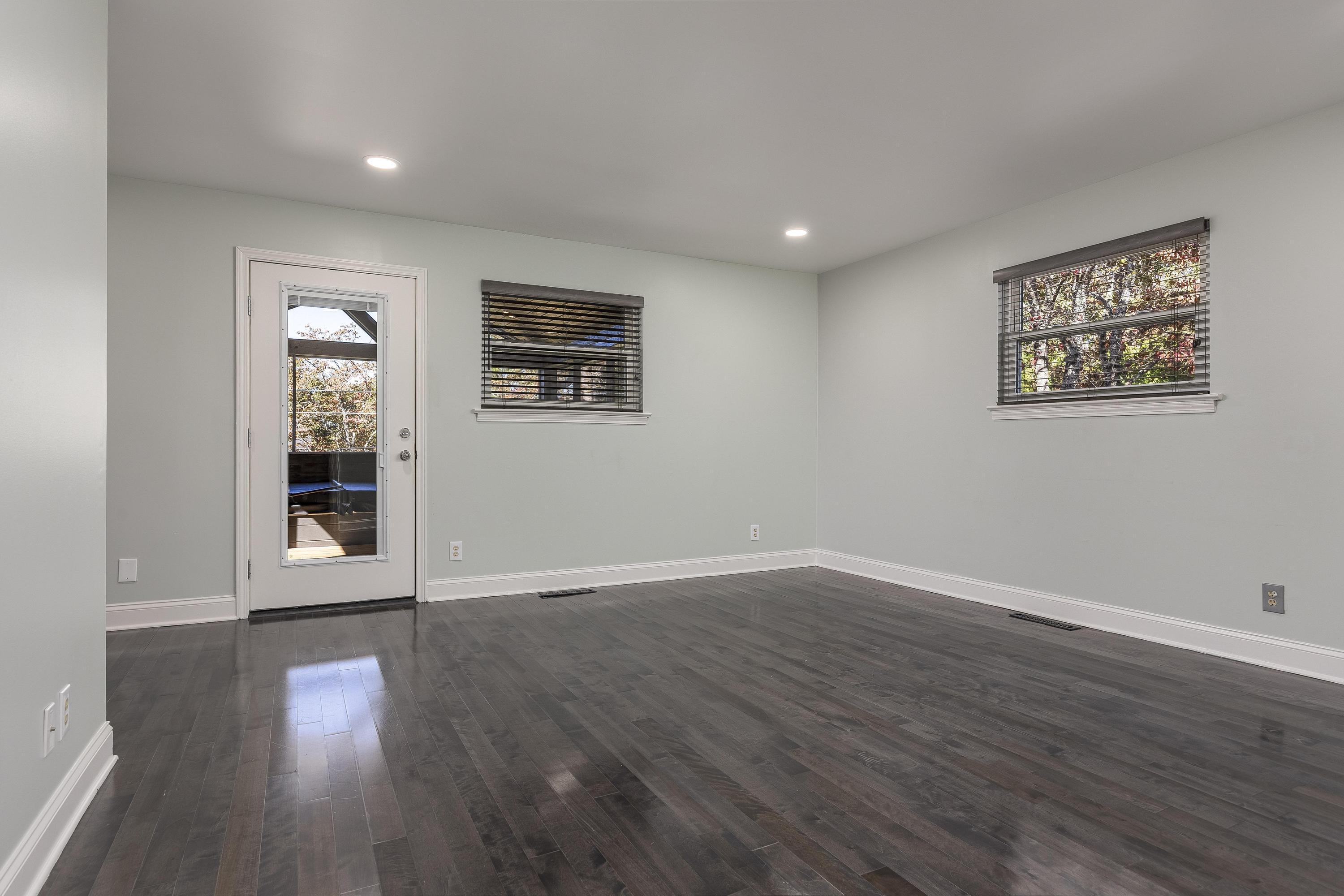 5821 Quail Hollow Circle