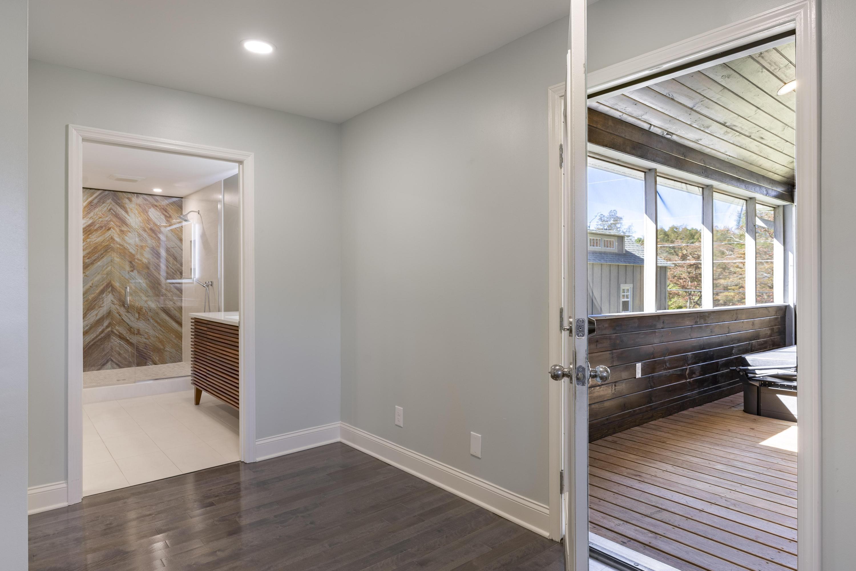 5821 Quail Hollow Circle