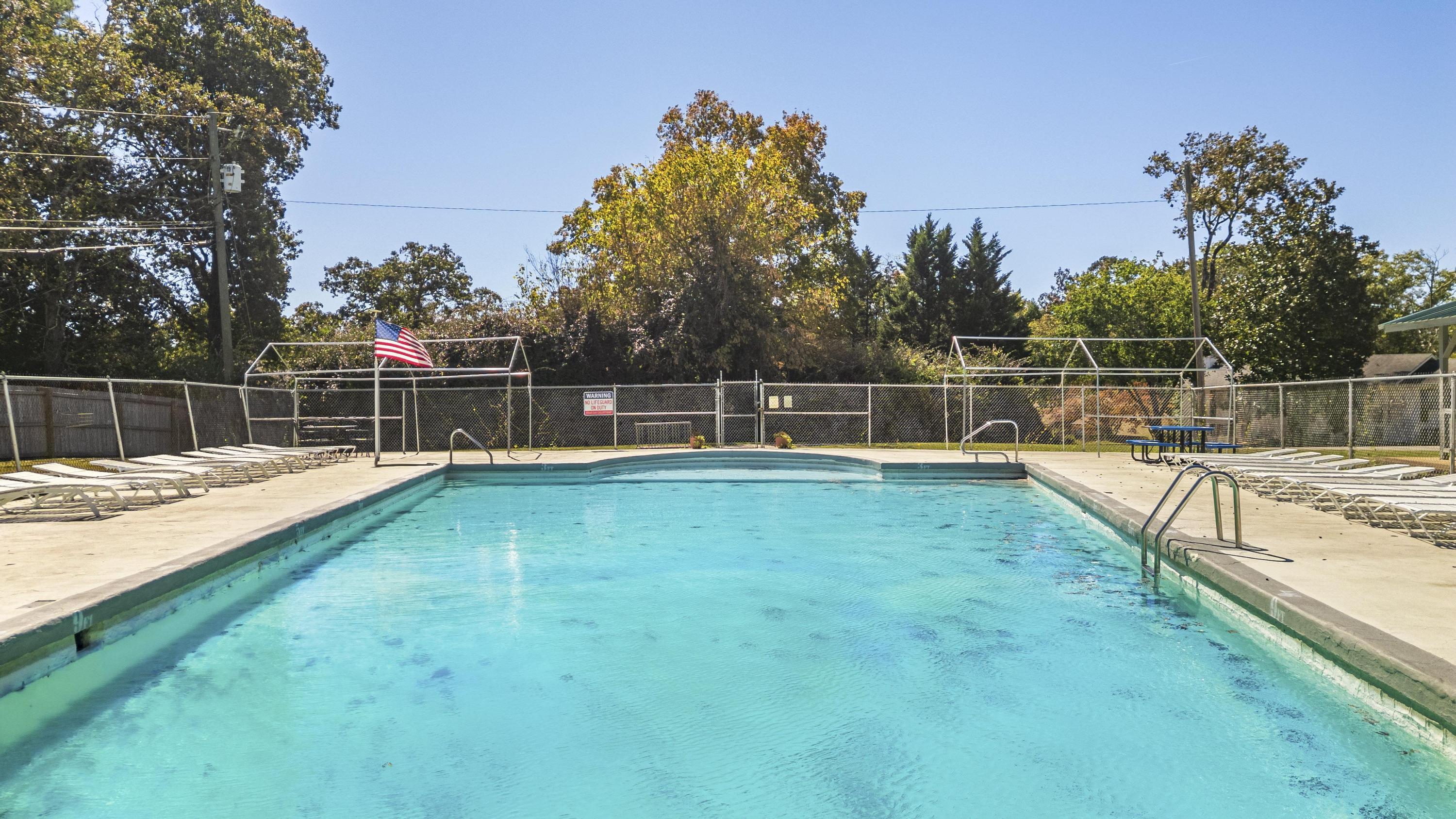 5821 Quail Hollow Circle