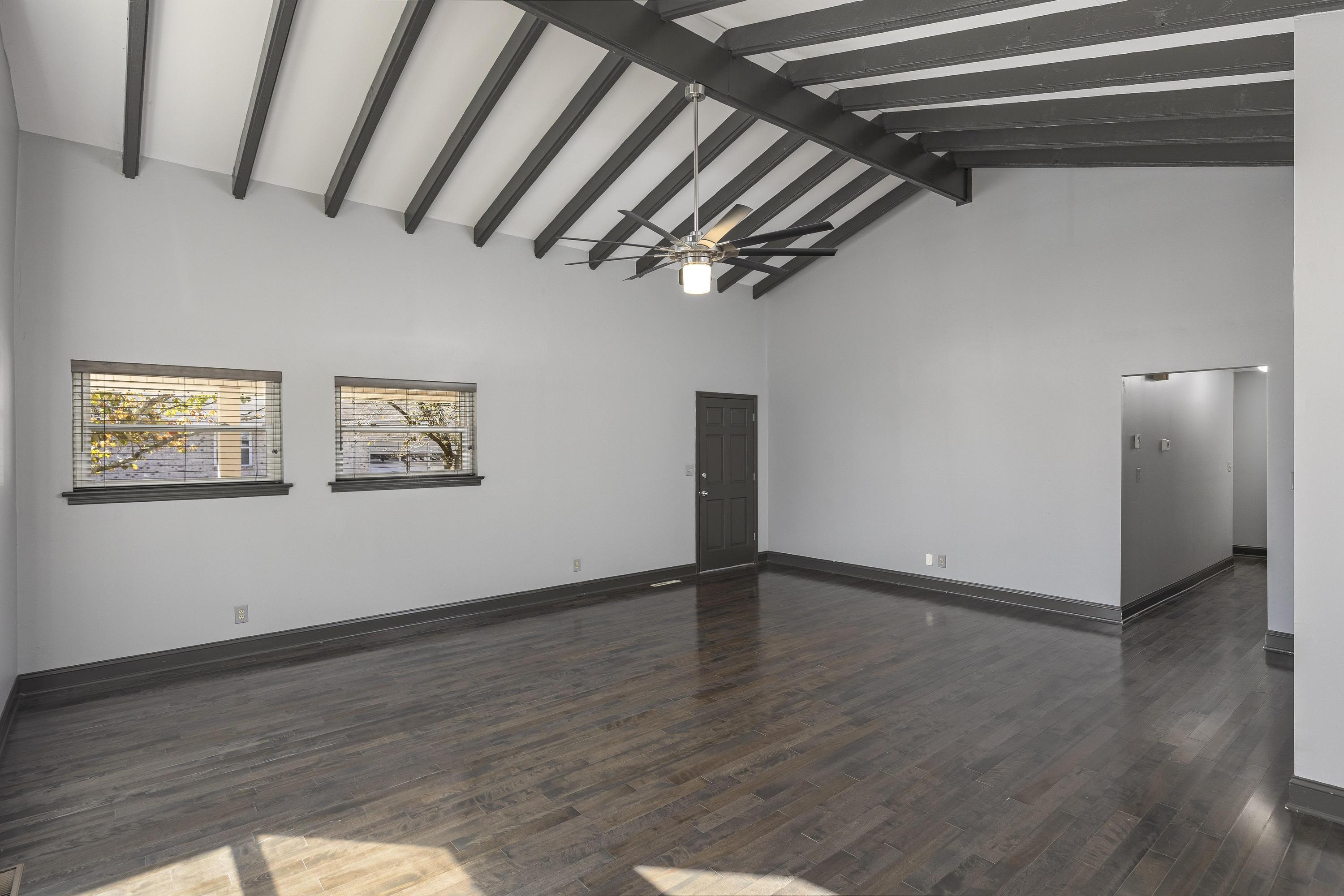 5821 Quail Hollow Circle