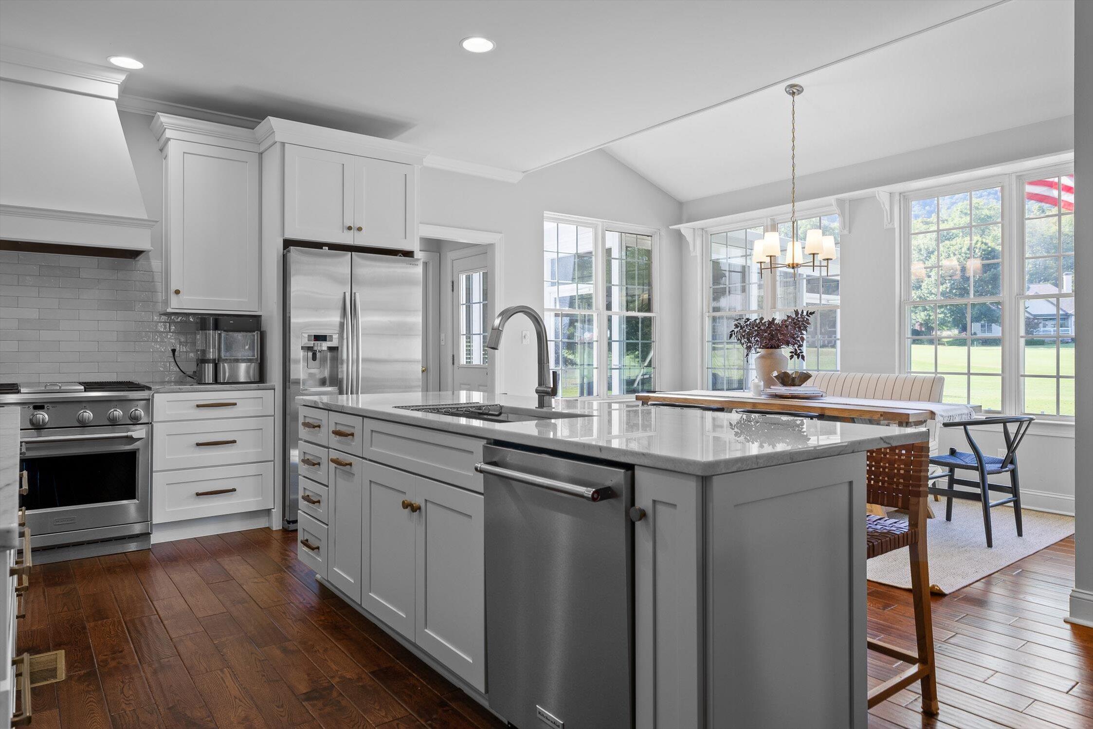 4571 Cummings Cove Drive