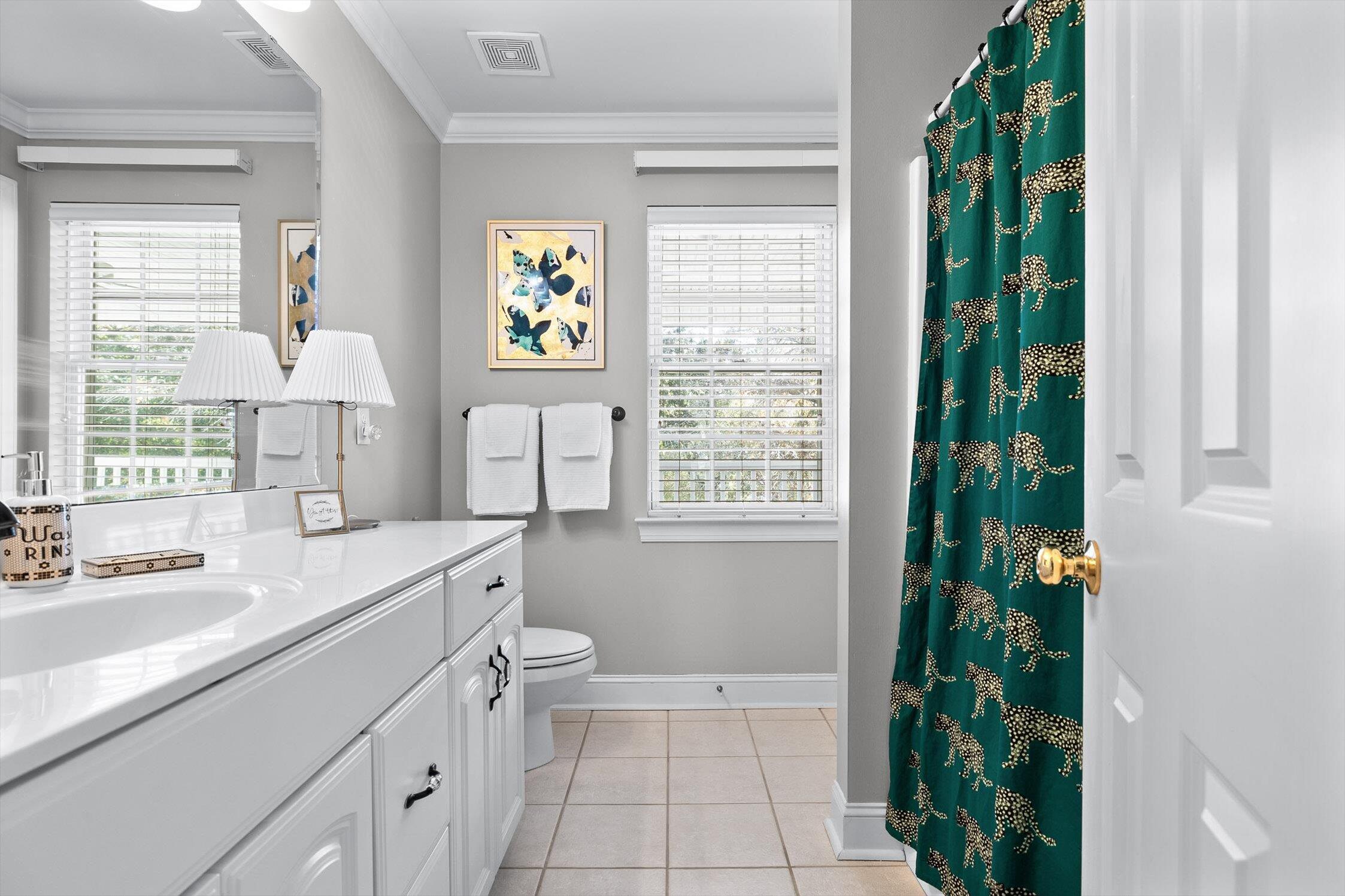 4571 Cummings Cove Drive