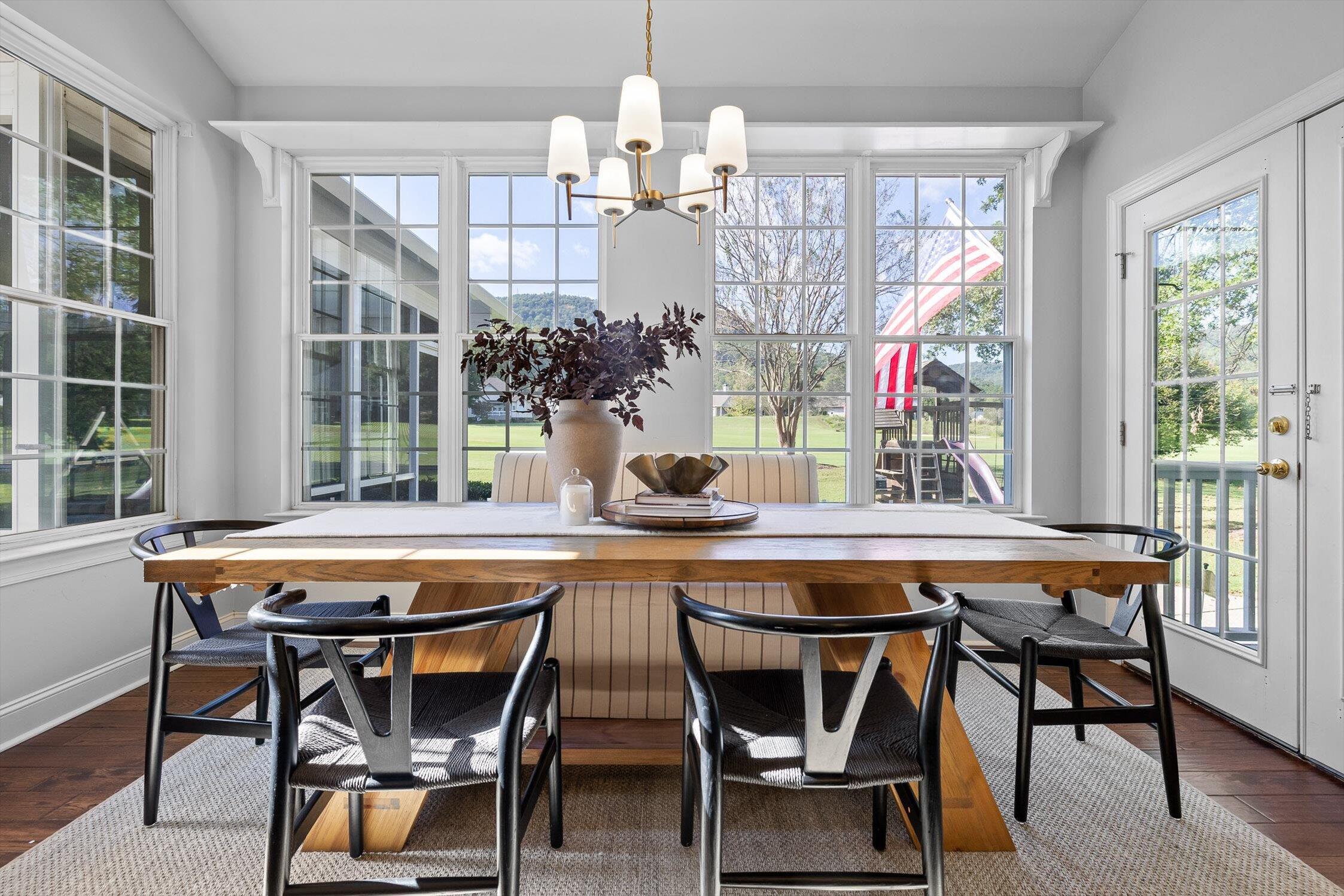 4571 Cummings Cove Drive