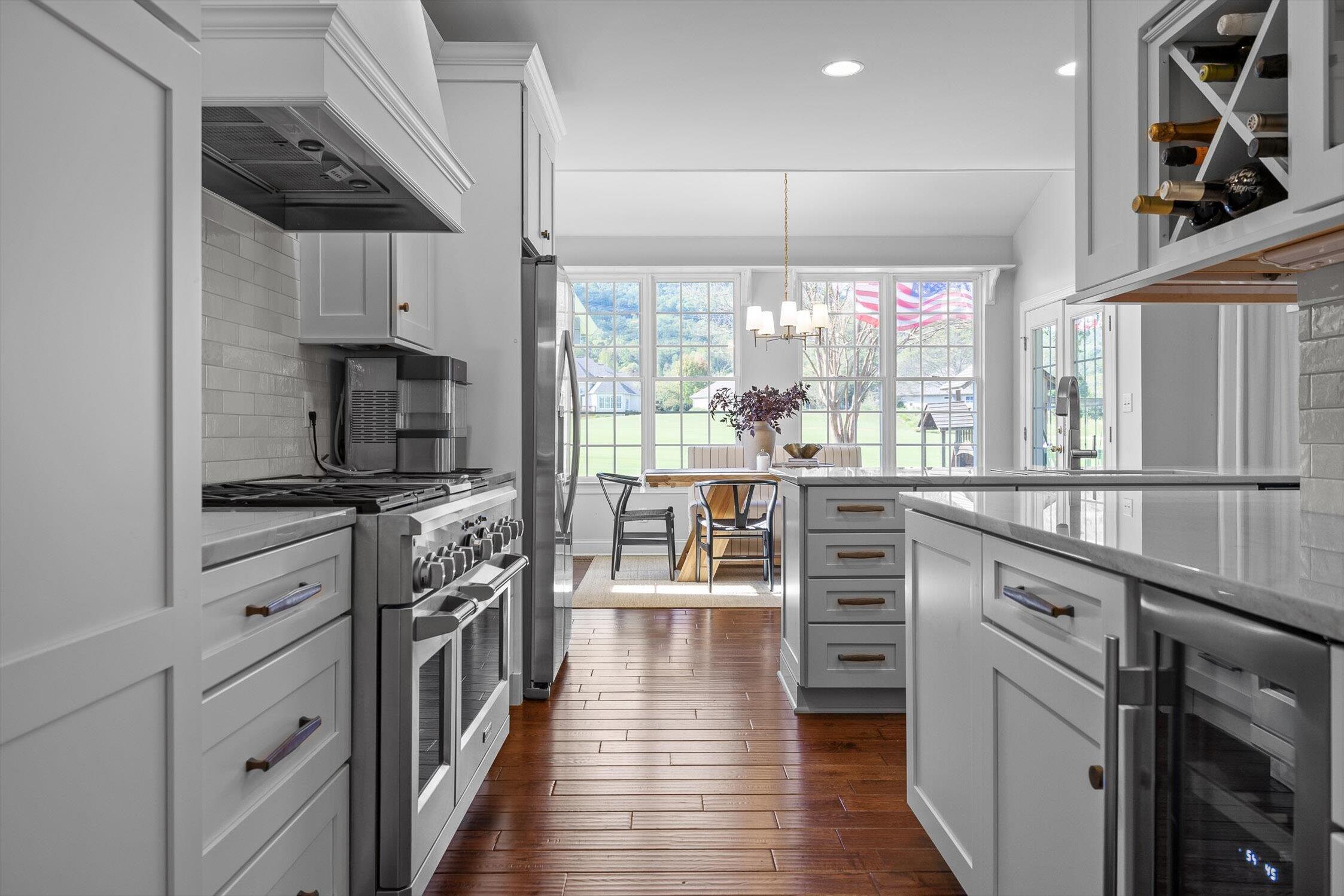 4571 Cummings Cove Drive