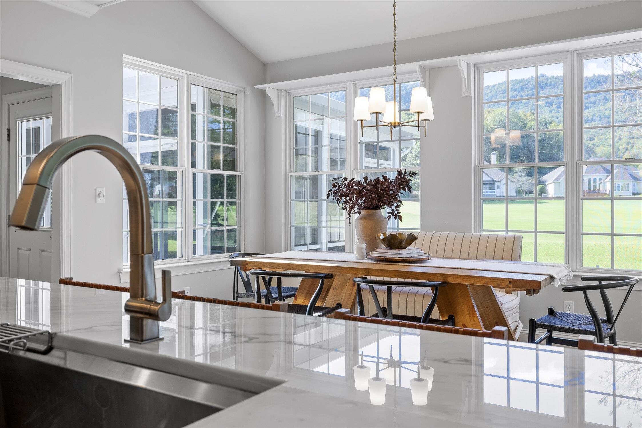 4571 Cummings Cove Drive