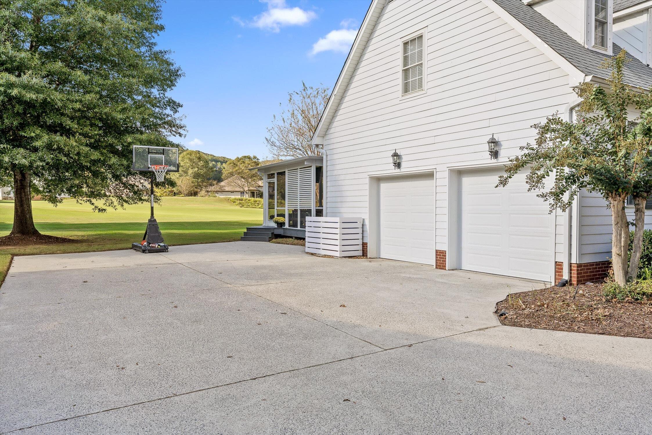 4571 Cummings Cove Drive