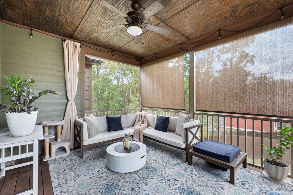 6775 Doughboys Lane