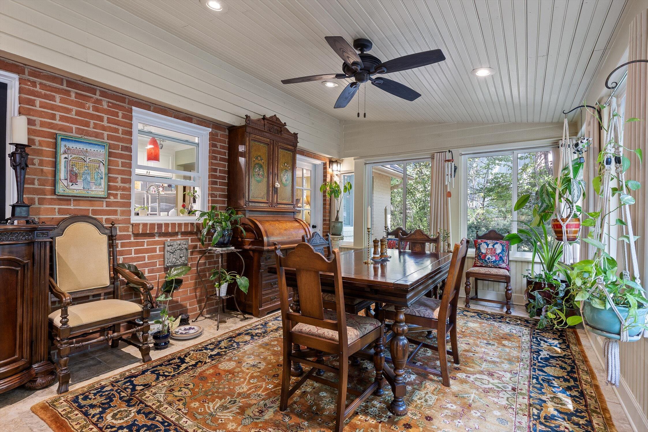 122 Green Gorge Road