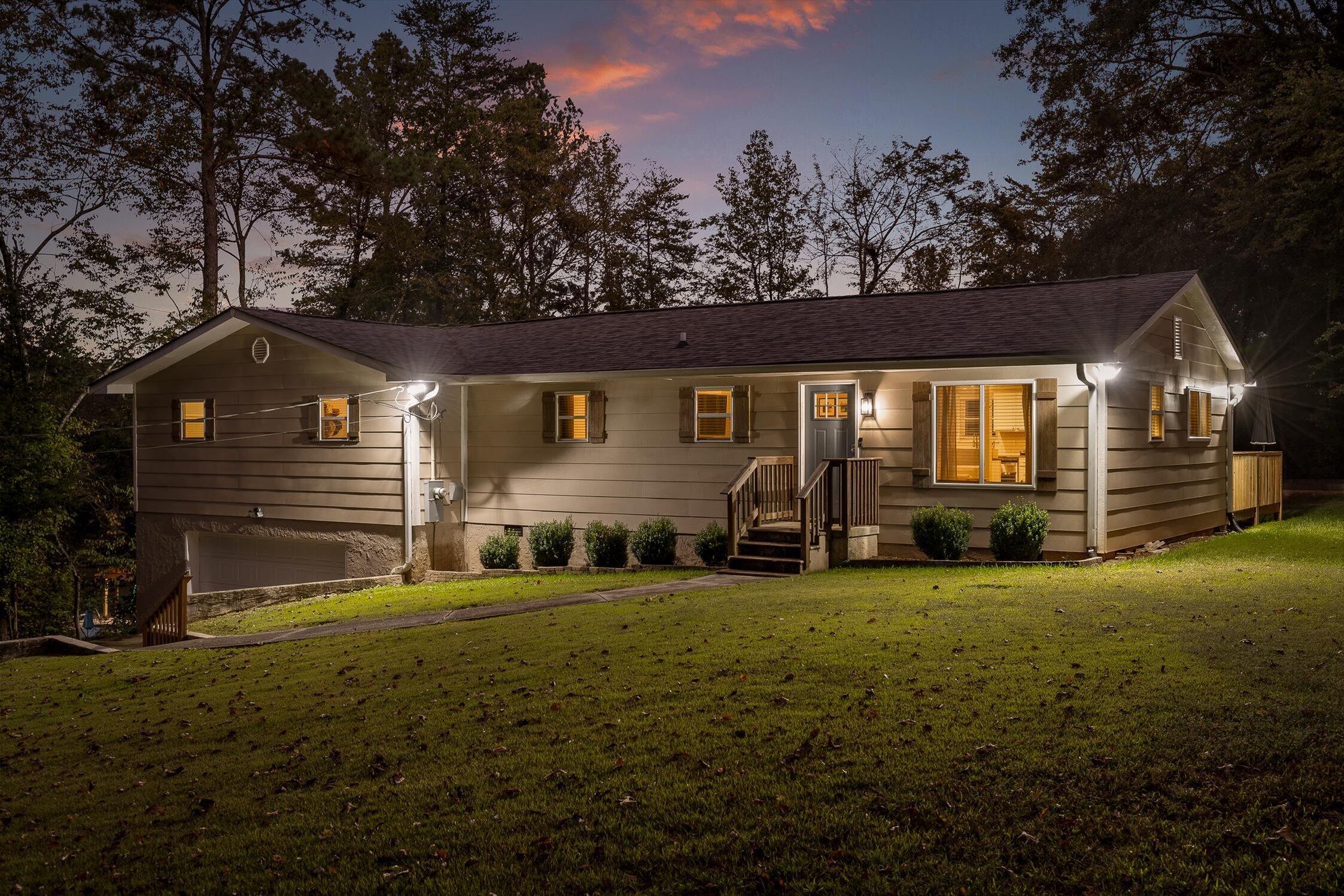 1054 Hillcrest Road