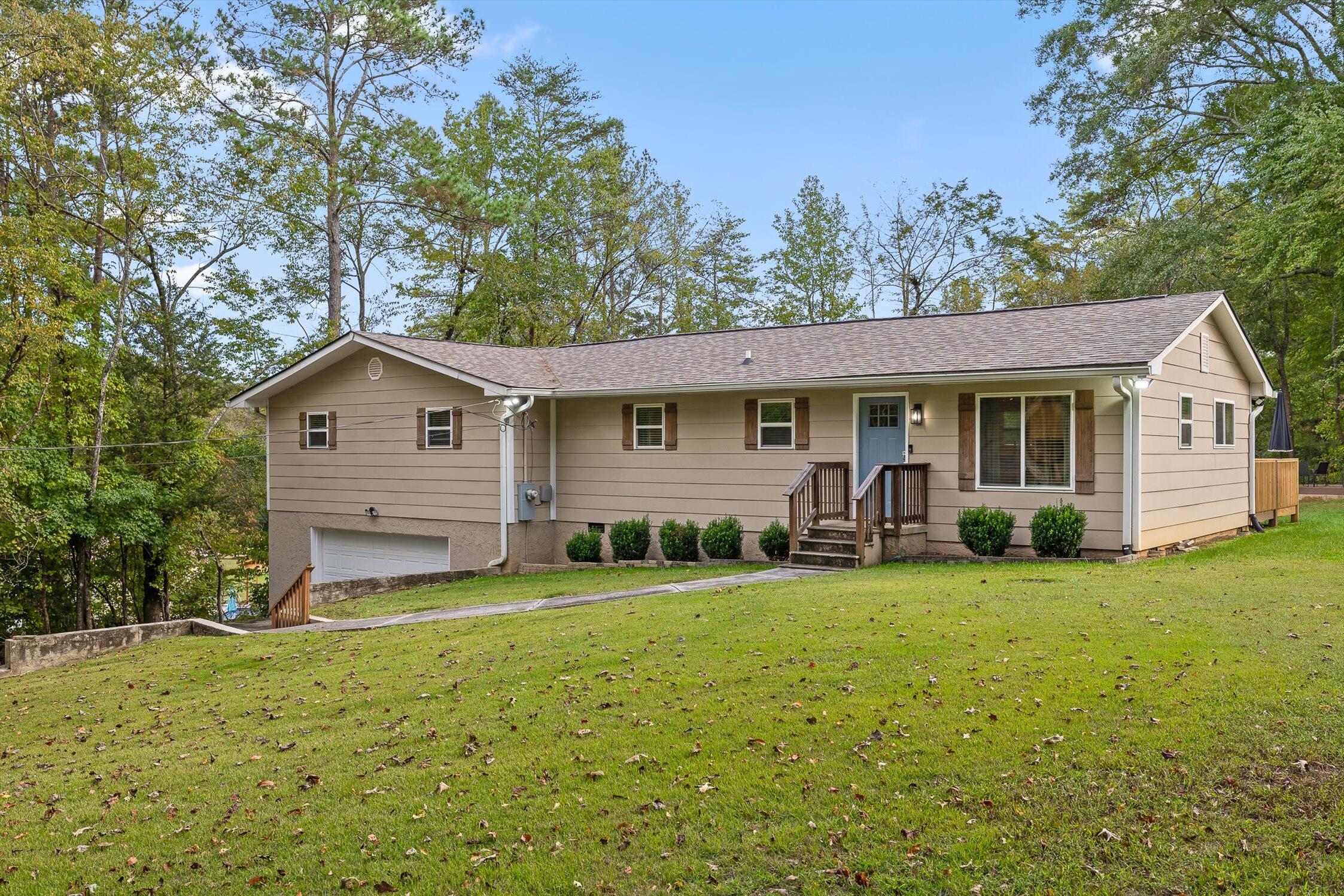 1054 Hillcrest Road