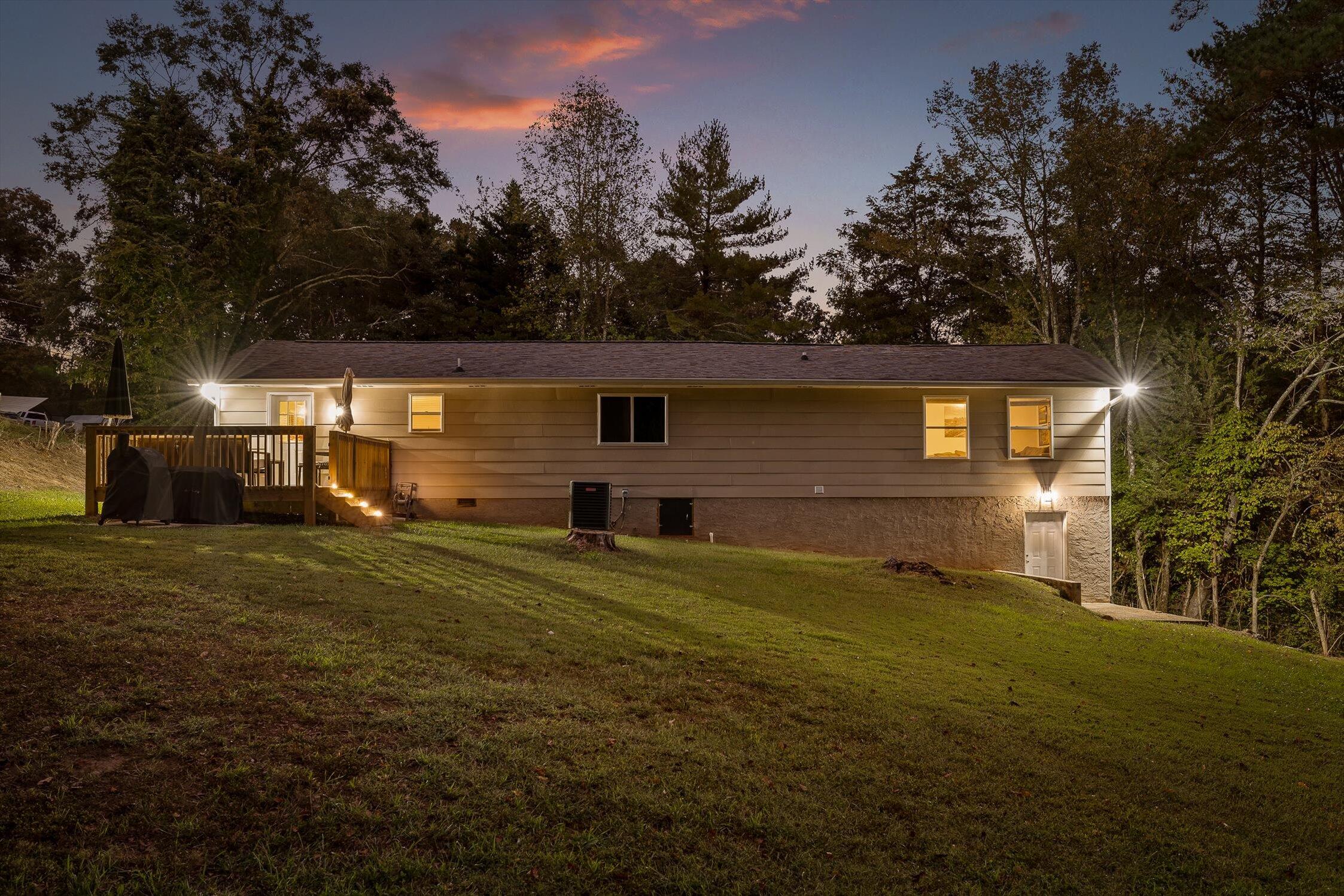 1054 Hillcrest Road