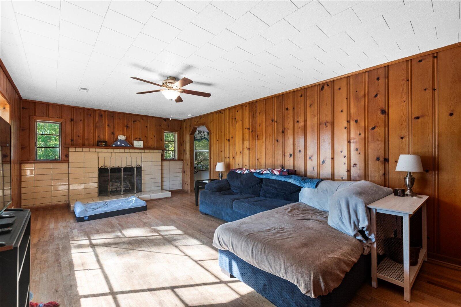 954 Goodson Circle