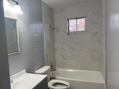 6105 Wentworth Avenue